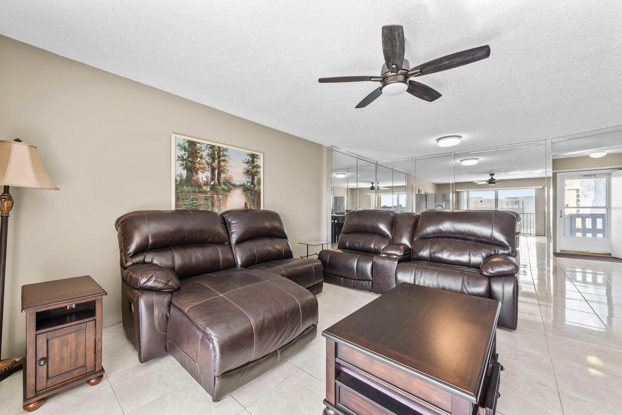MEADOWBROOK LAKES VIEW CONDO - Residential