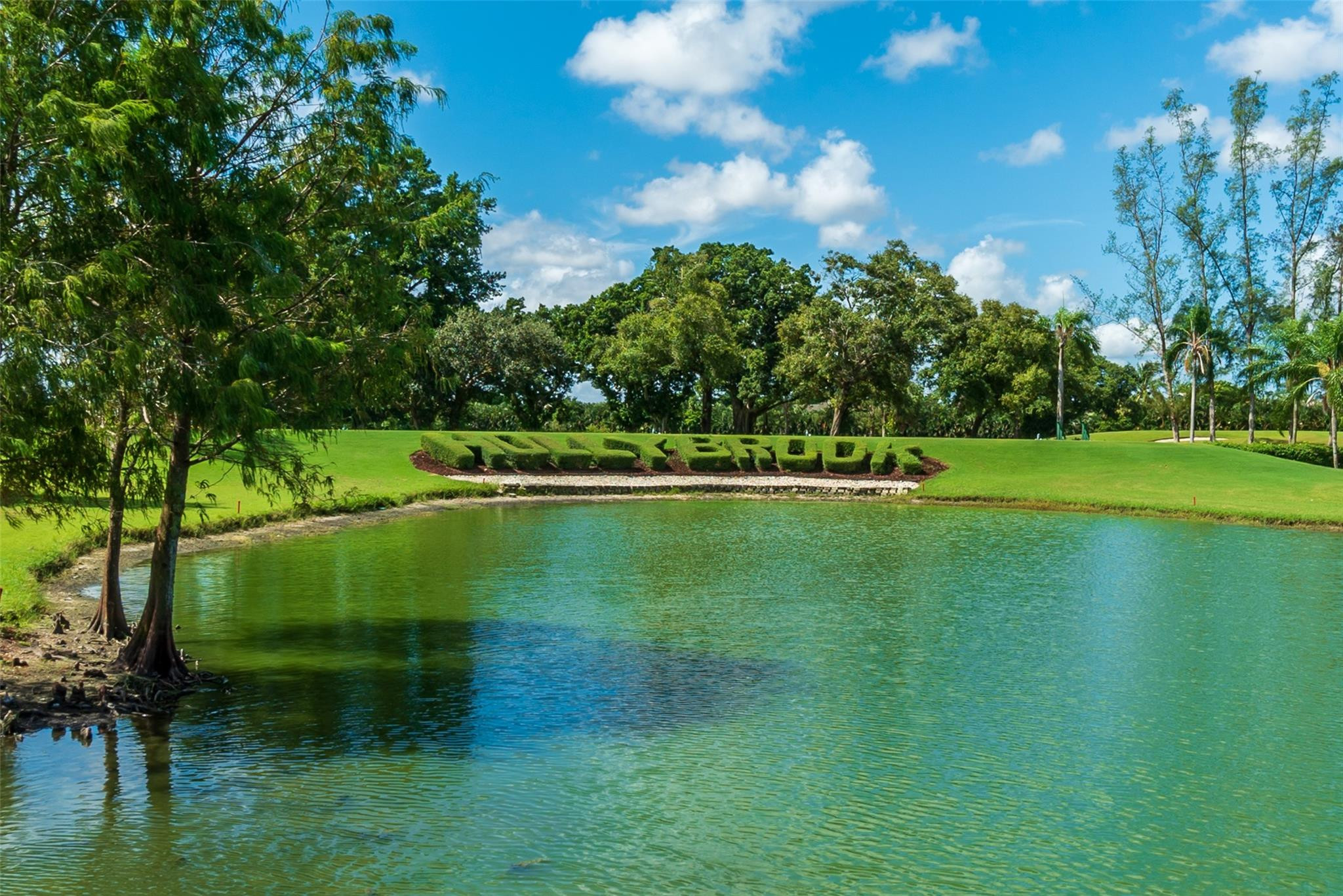 Hollybrook Golf & Tennis Club - Residential