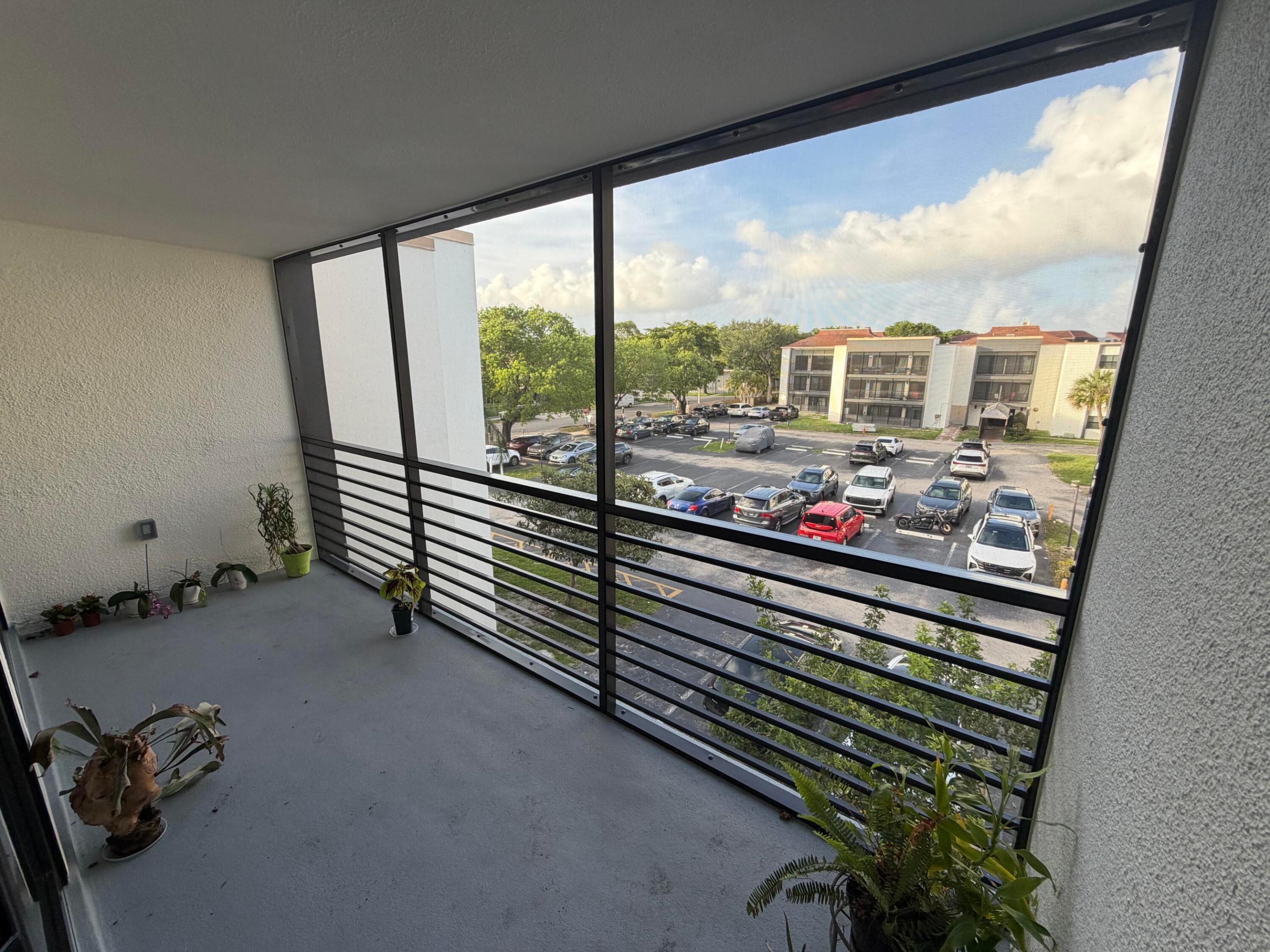 EMERALD HILLS C C APTS CONDO - Residential