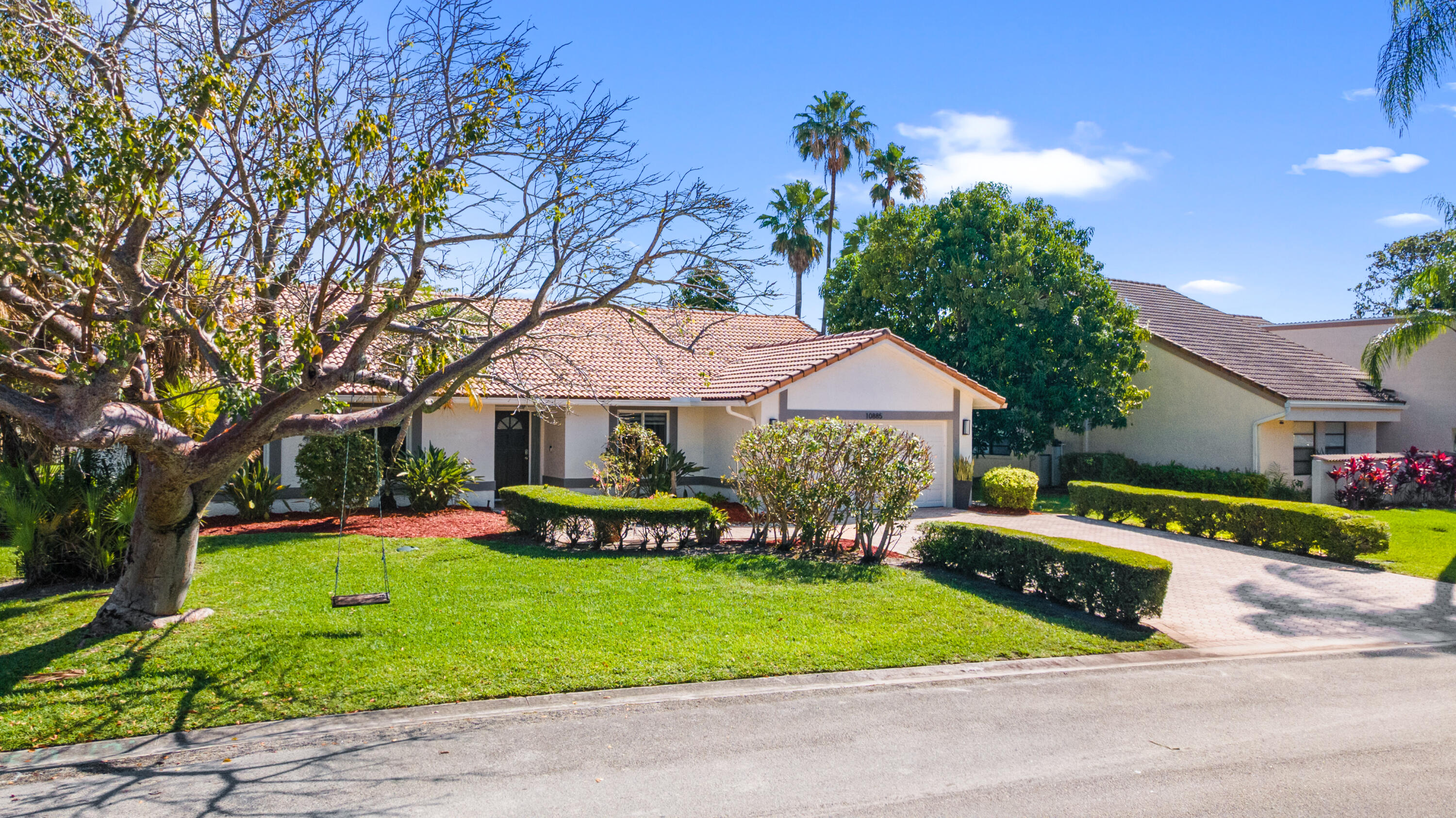 5BR pool home in Cypress Glen, one of the largest models & NO HOA. Features 2 en-suites, ideal for guests or multi-gen living. Spacious layout with formal living, family room & open kitchen. 20x20 primary suite with dual closets; 2nd en-suite also 20x20 with renovated bath. French doors open to covered patio & pool; pool views throughout. PGT impact windows, brick paver driveway & patio, fully fenced yard with space for outdoor kitchen. 2 A/C units (2025), water heater (2025). Office/den can be 6th bedroom. Abundant natural light & storage throughout the house. Top 33071 location with A-rated schools (Riverside Elem) & easy access to University Dr, Sample Rd & Sawgrass Expressway. Beautiful sunset views at Sawgrass Trailhead & located near Publix, Whole Foods & everyday shopping & dining!
