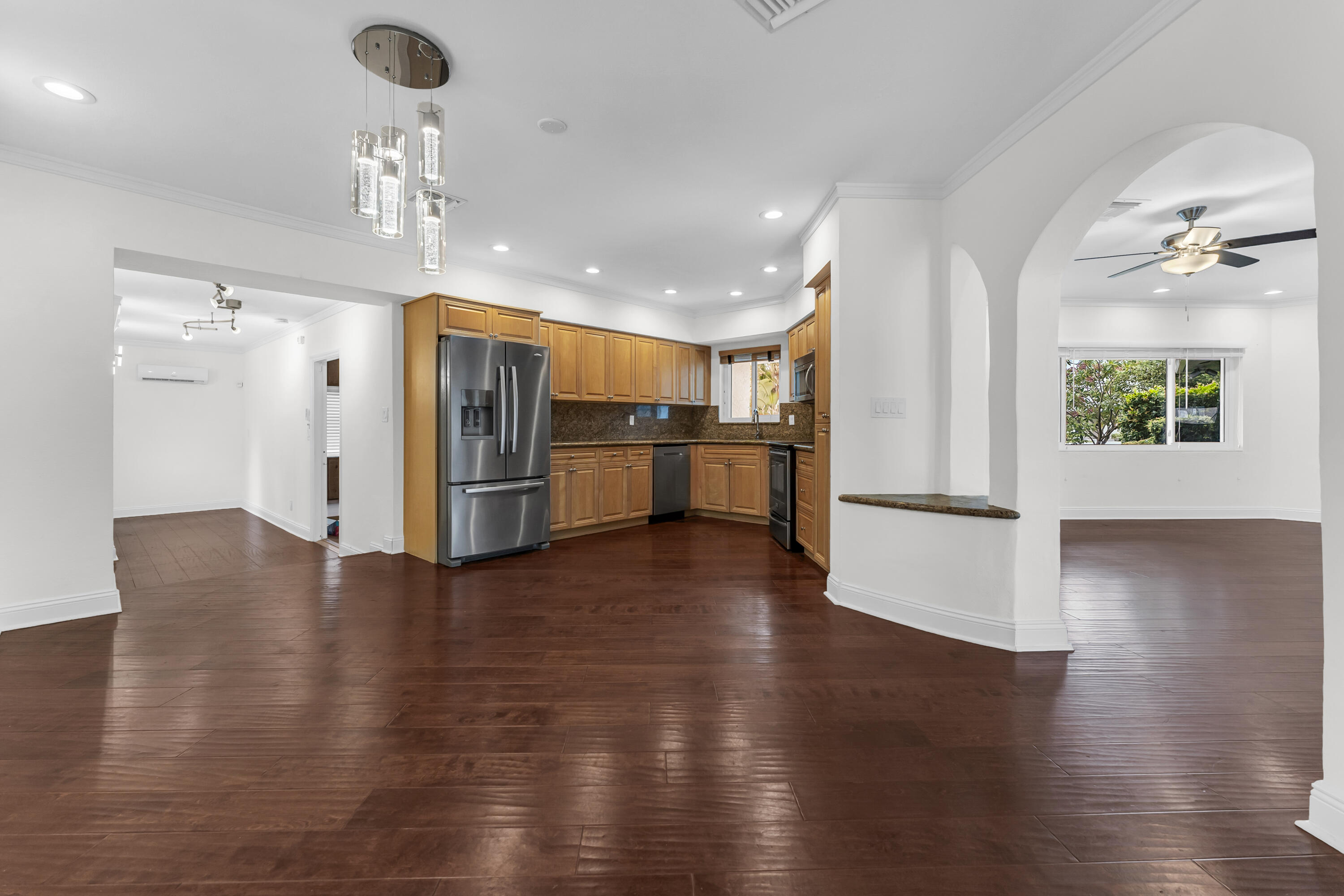 CORAL RIDGE COUNTRY CLUB - Residential