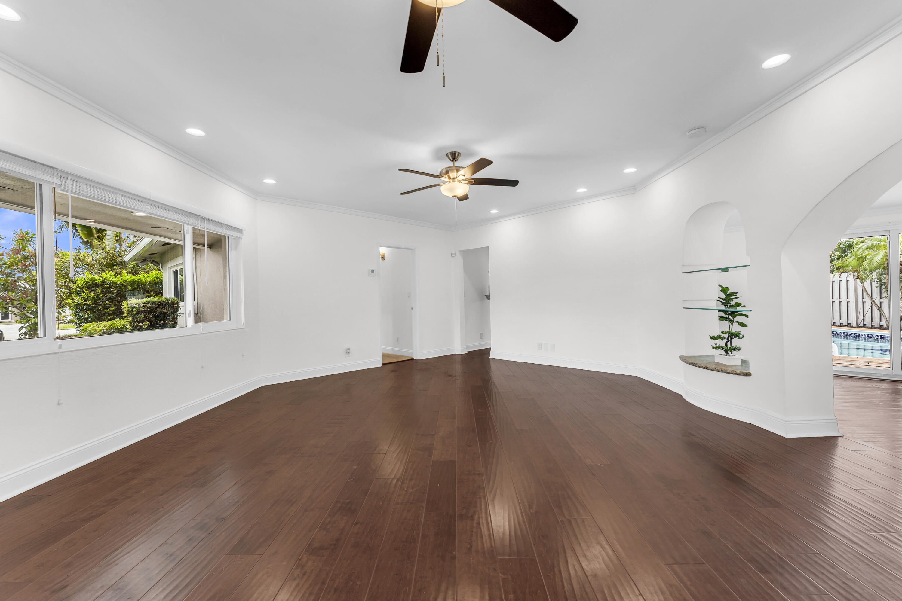 CORAL RIDGE COUNTRY CLUB - Residential