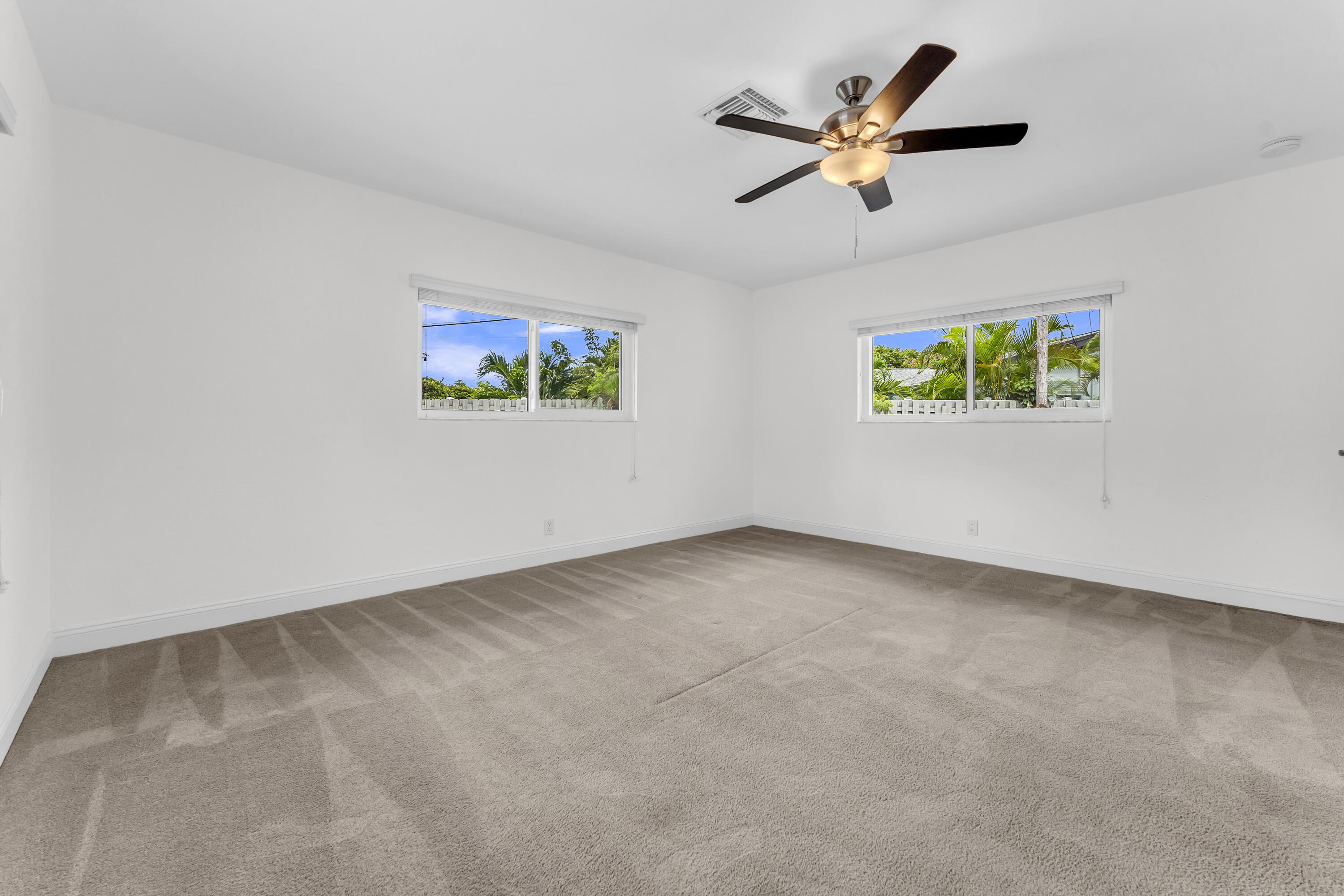 CORAL RIDGE COUNTRY CLUB - Residential