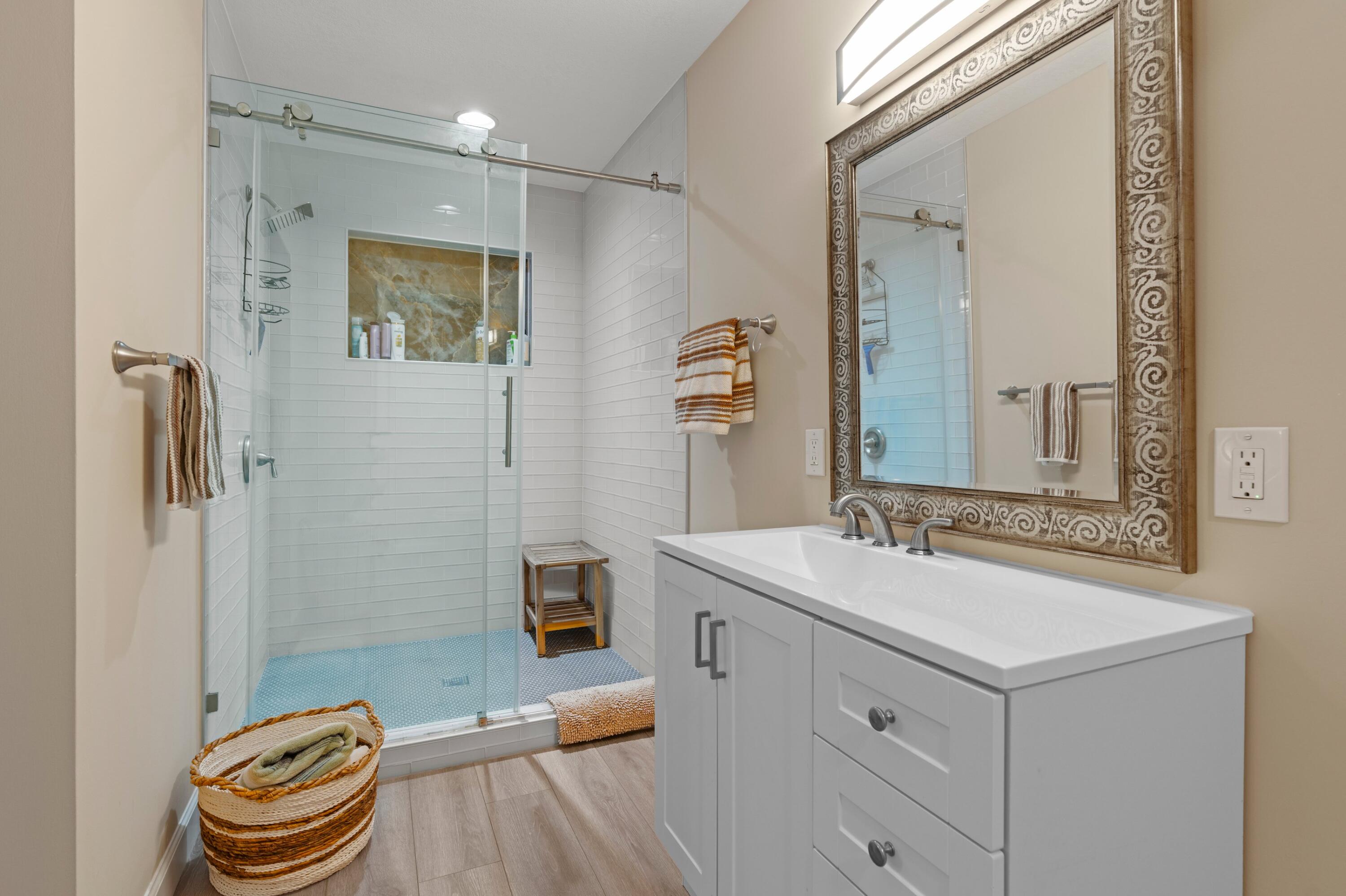 HIGH POINT OF DELRAY SEC 4 - Residential