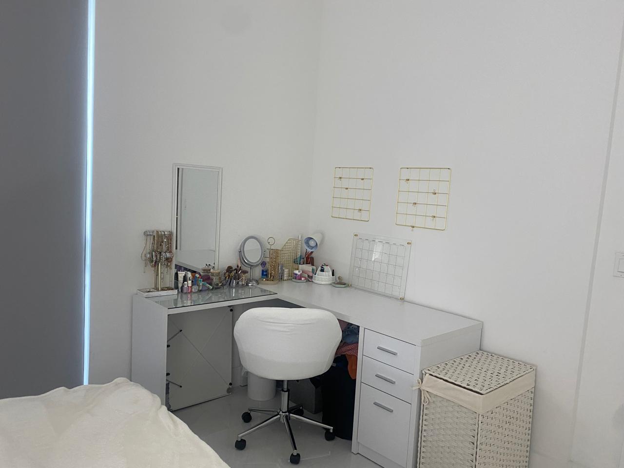 MERRICK MANOR CONDO - Residential Lease