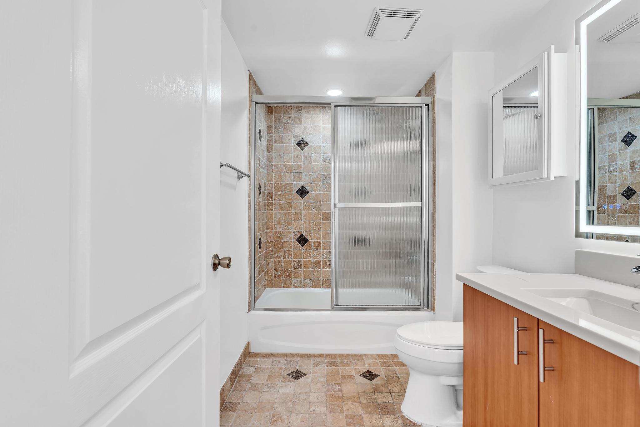 WAVERLY AT LAS OLAS CONDO - Residential