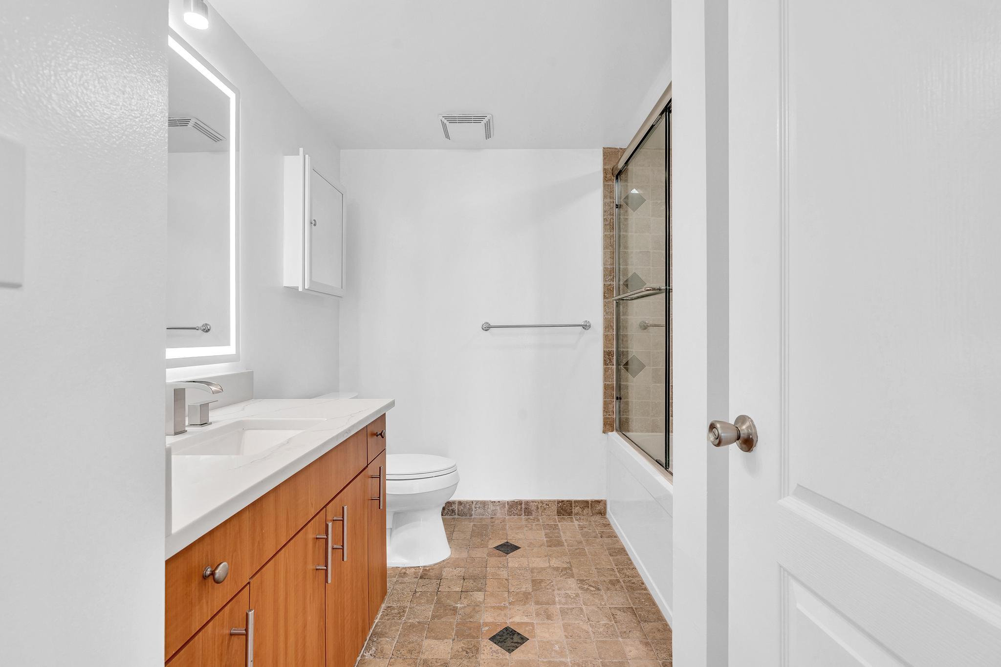 WAVERLY AT LAS OLAS CONDO - Residential