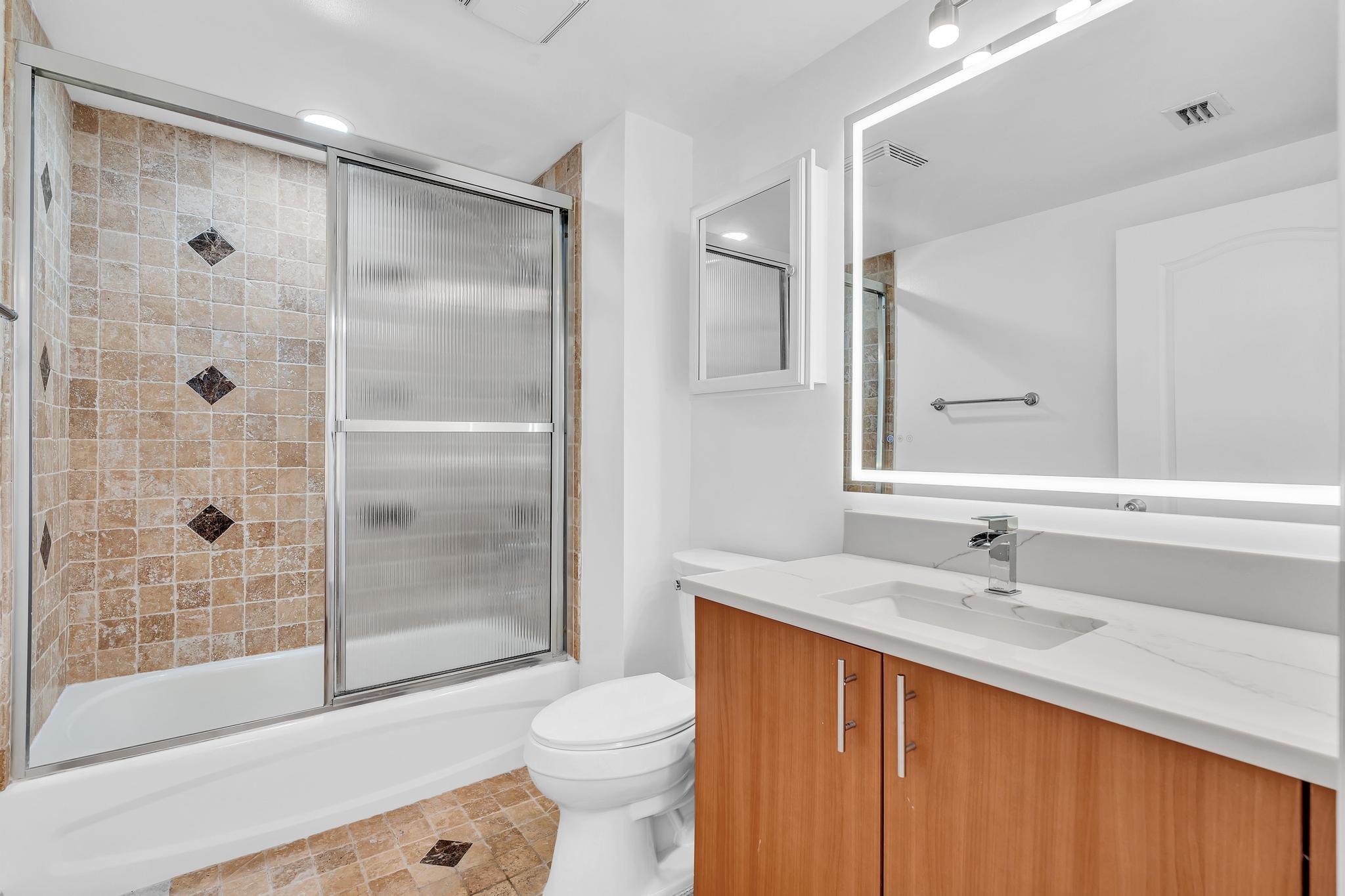 WAVERLY AT LAS OLAS CONDO - Residential