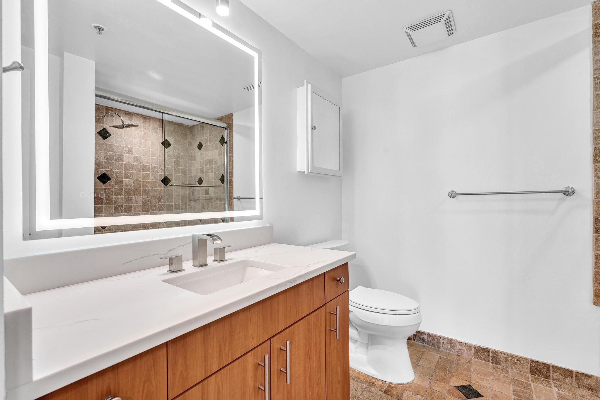 WAVERLY AT LAS OLAS CONDO - Residential