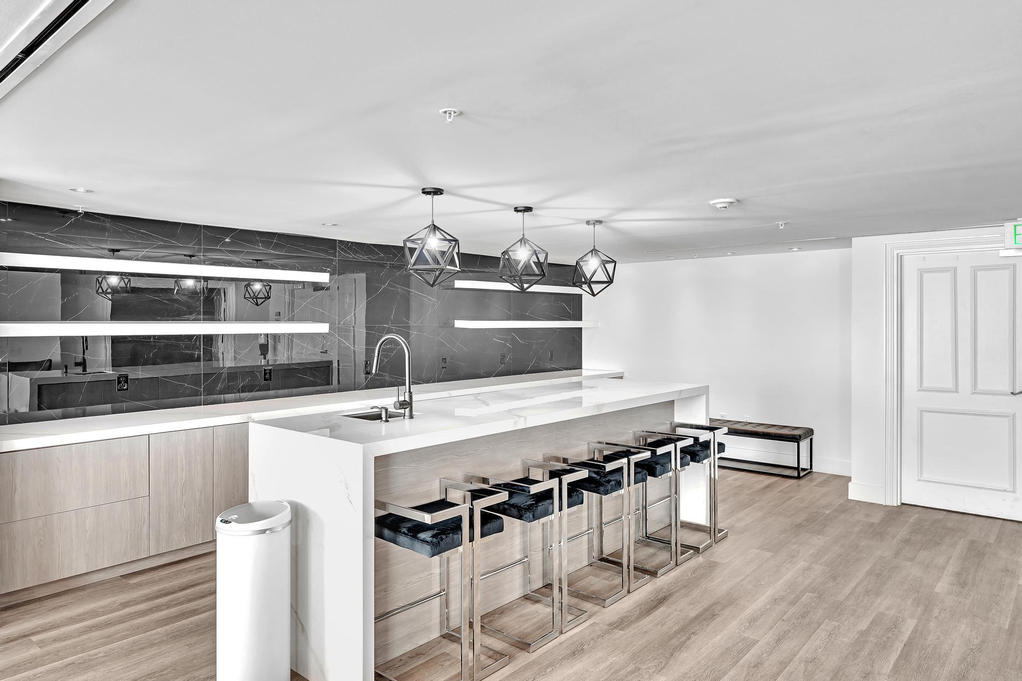 WAVERLY AT LAS OLAS CONDO - Residential