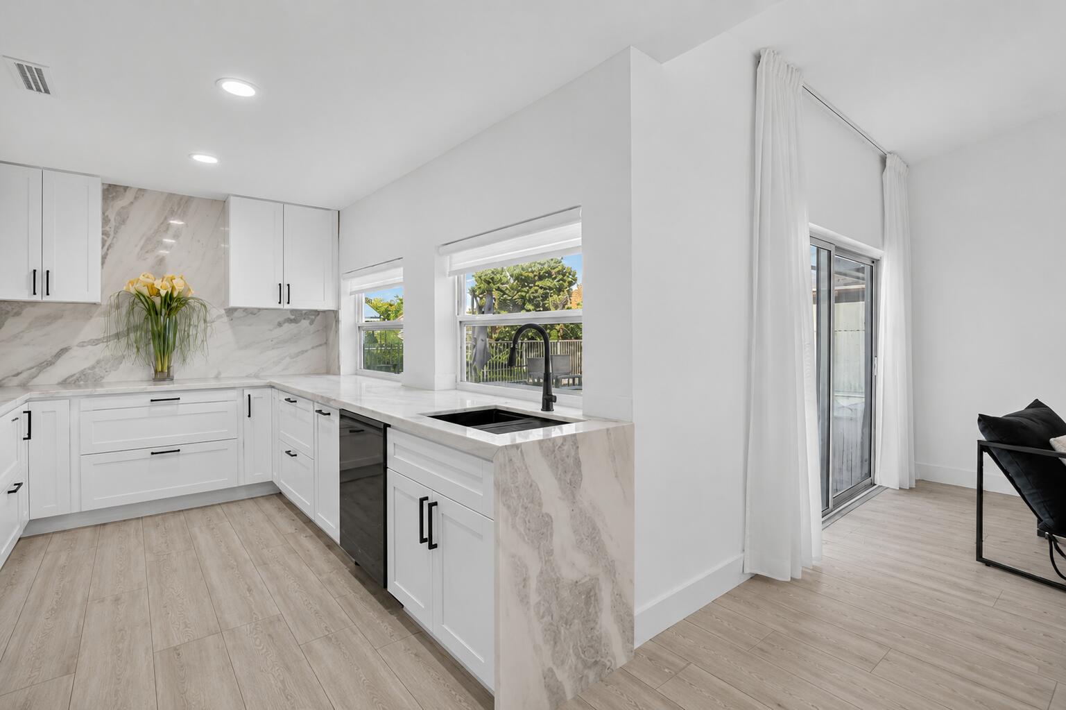 BONAVENTURE LAKES ADD 2 - Residential Lease
