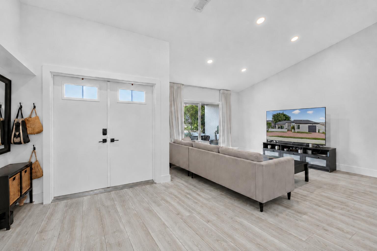 BONAVENTURE LAKES ADD 2 - Residential Lease