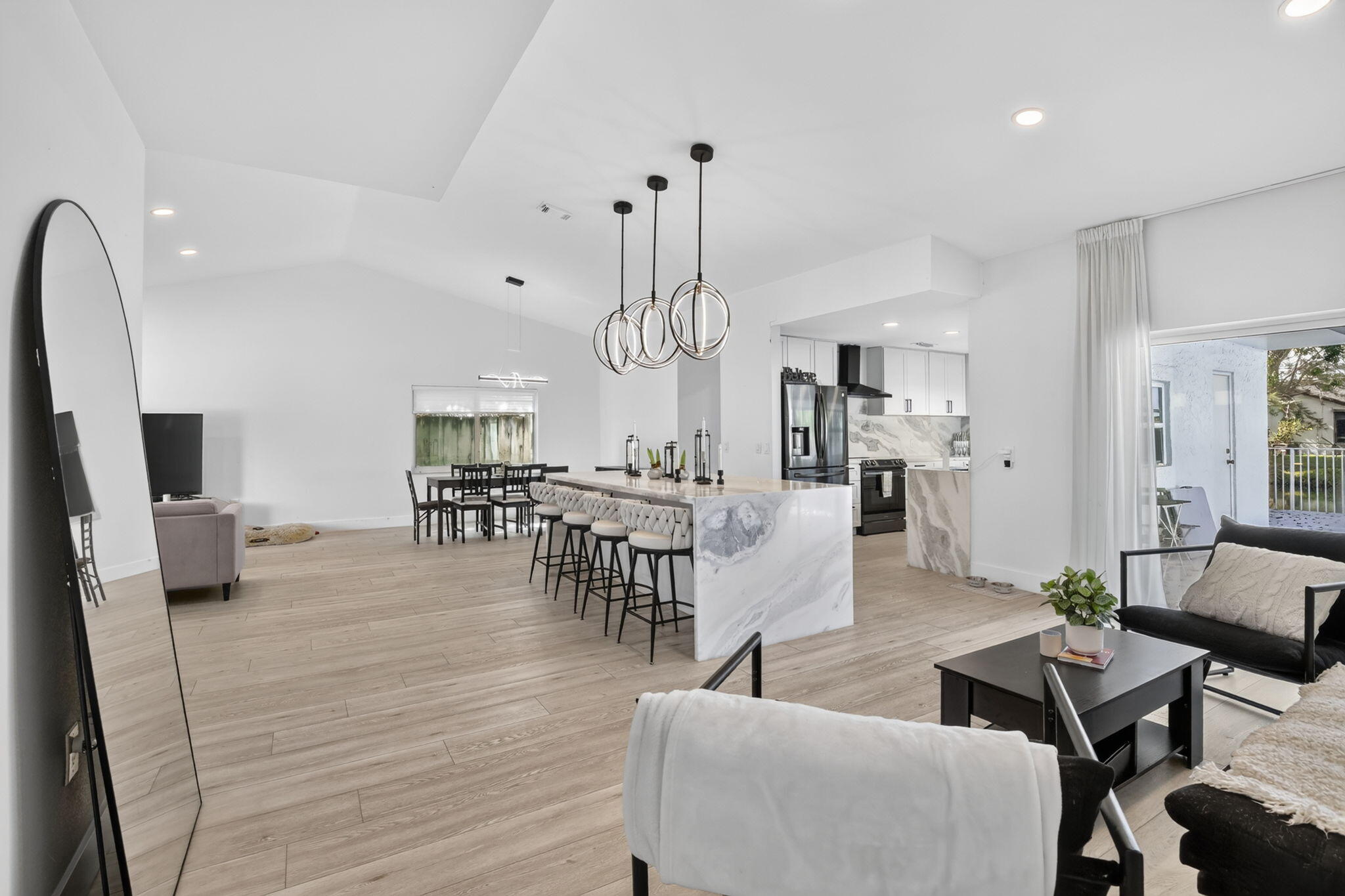 BONAVENTURE LAKES ADD 2 - Residential Lease