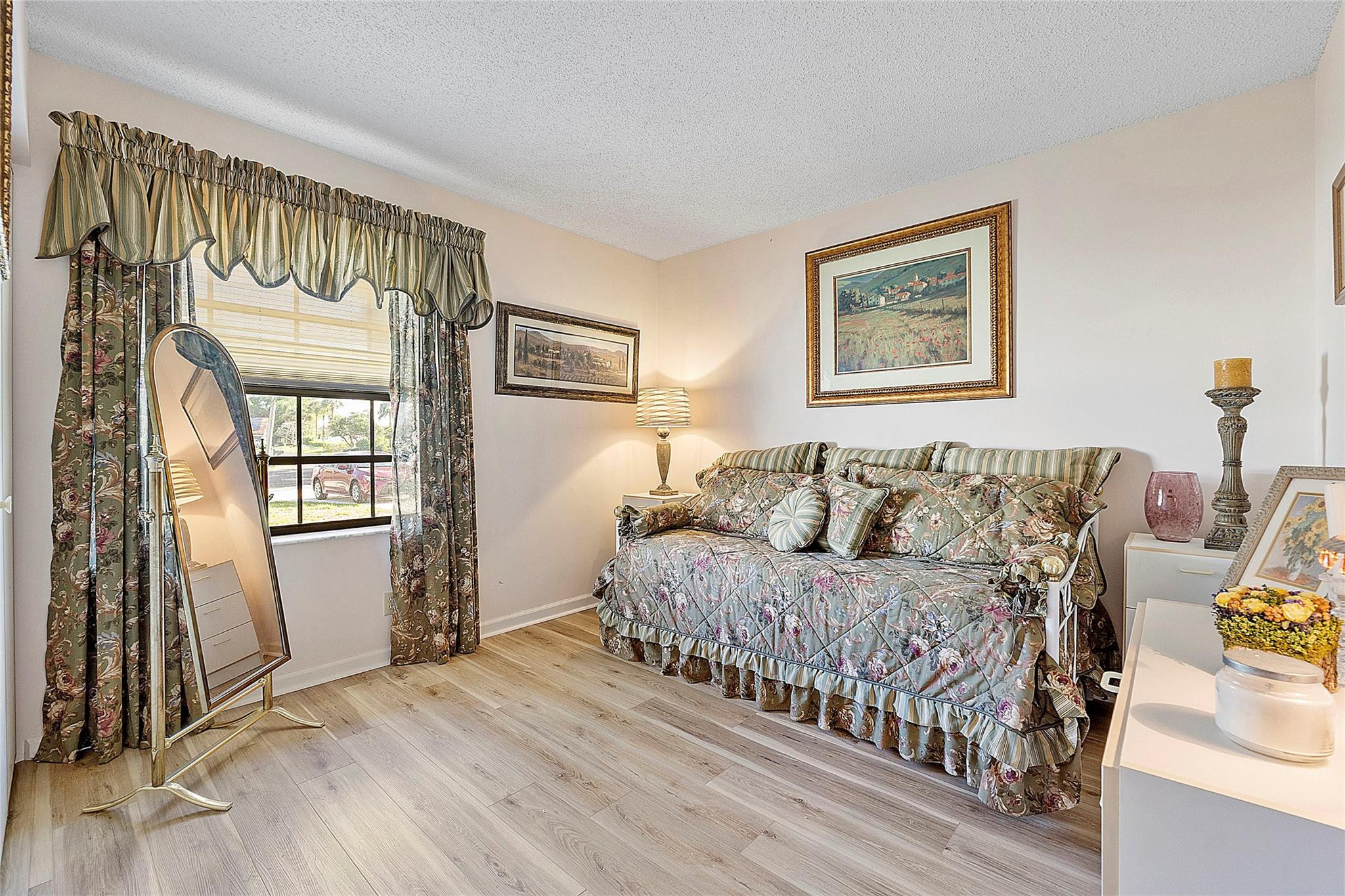 Independence Bay - Residential Lease
