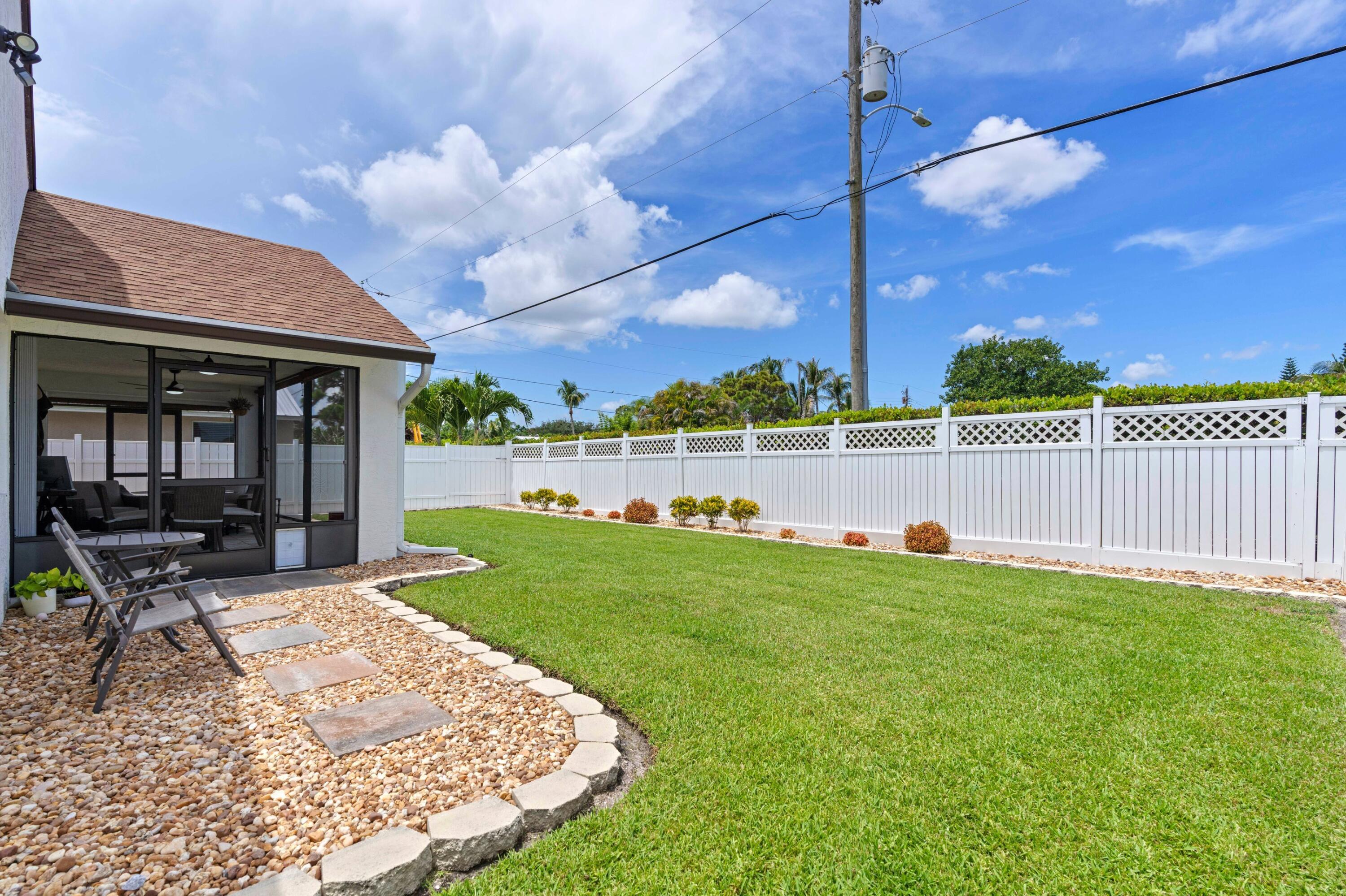 PENNOCK LANDING - Residential