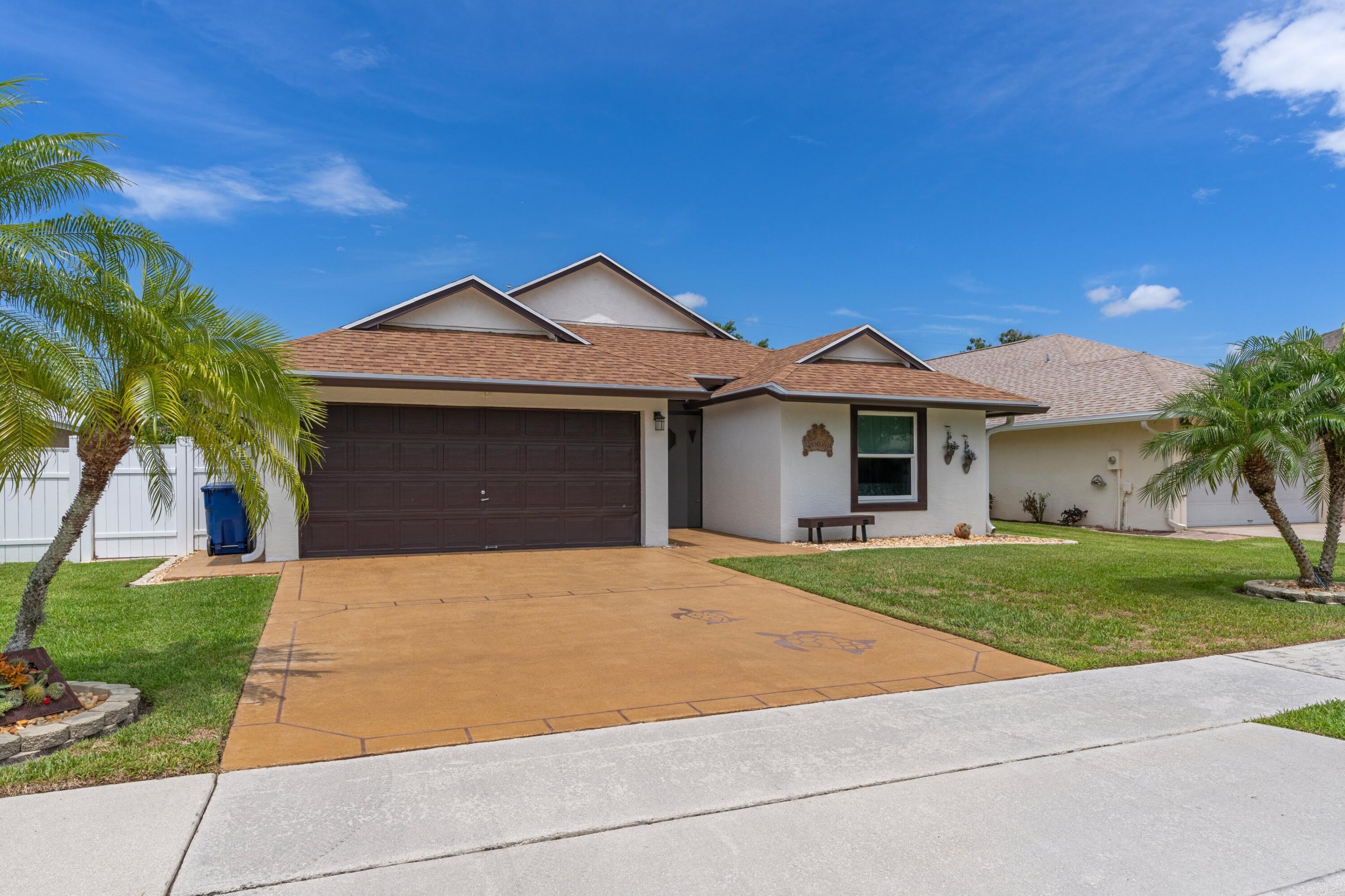 PENNOCK LANDING - Residential