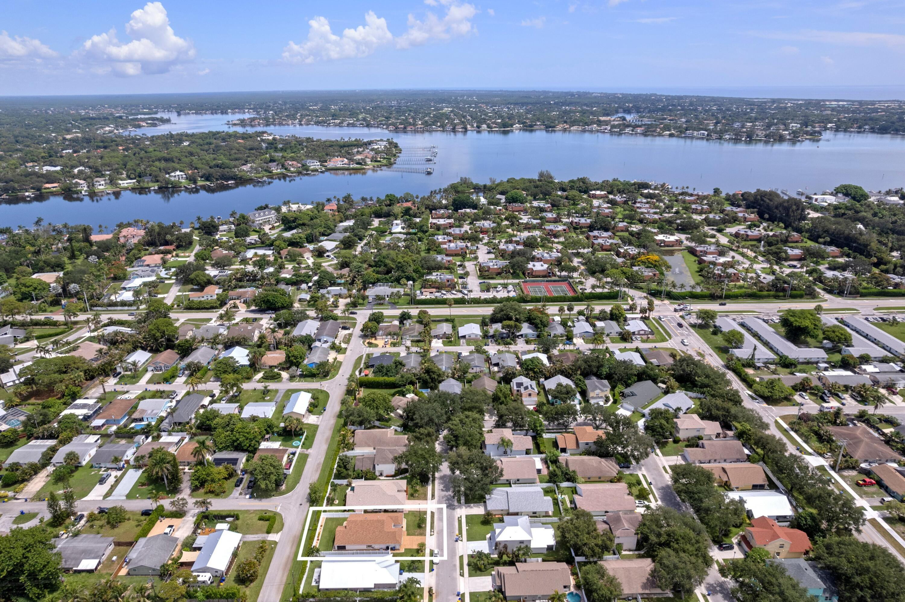 PENNOCK LANDING - Residential