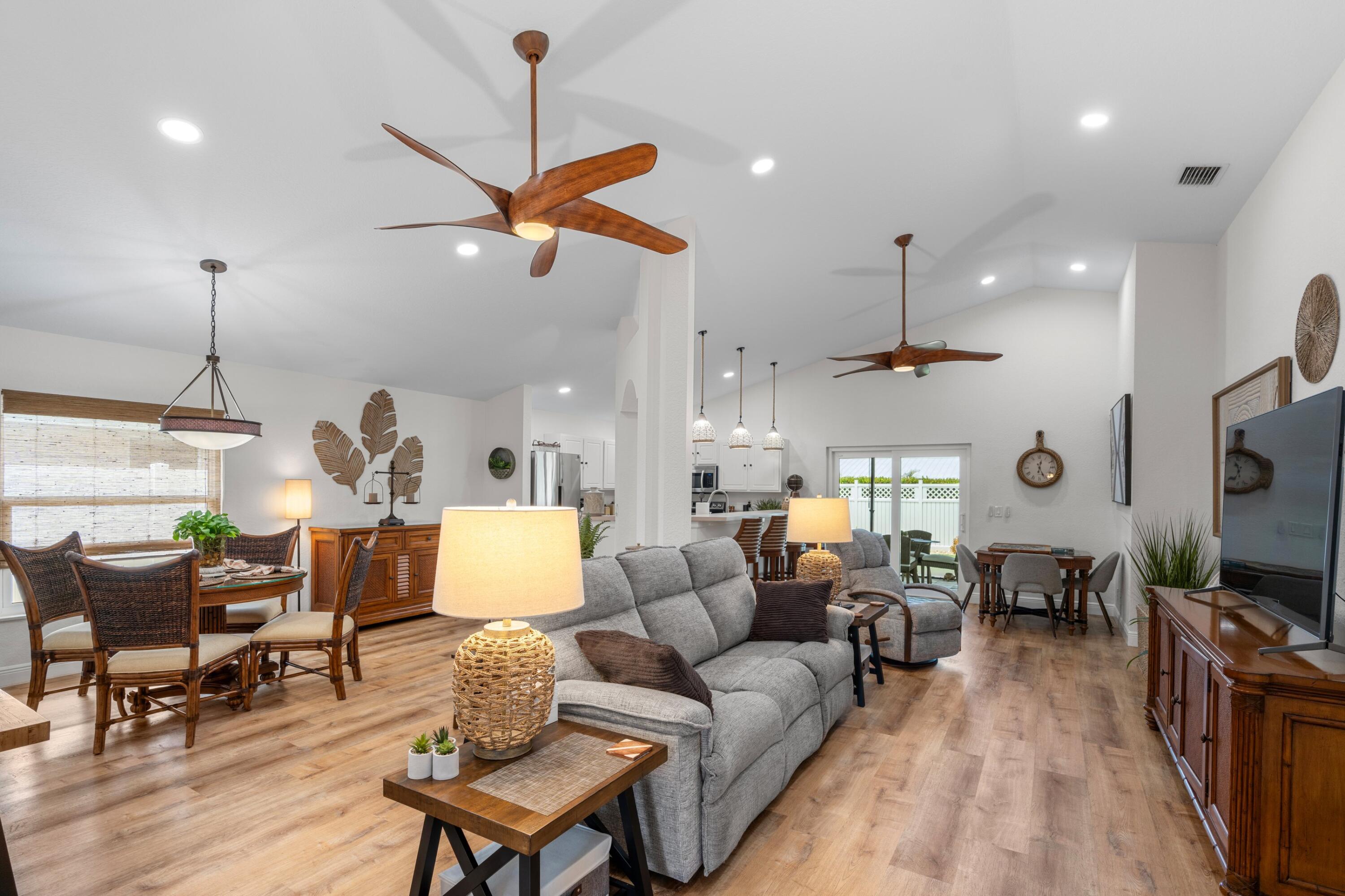 PENNOCK LANDING - Residential