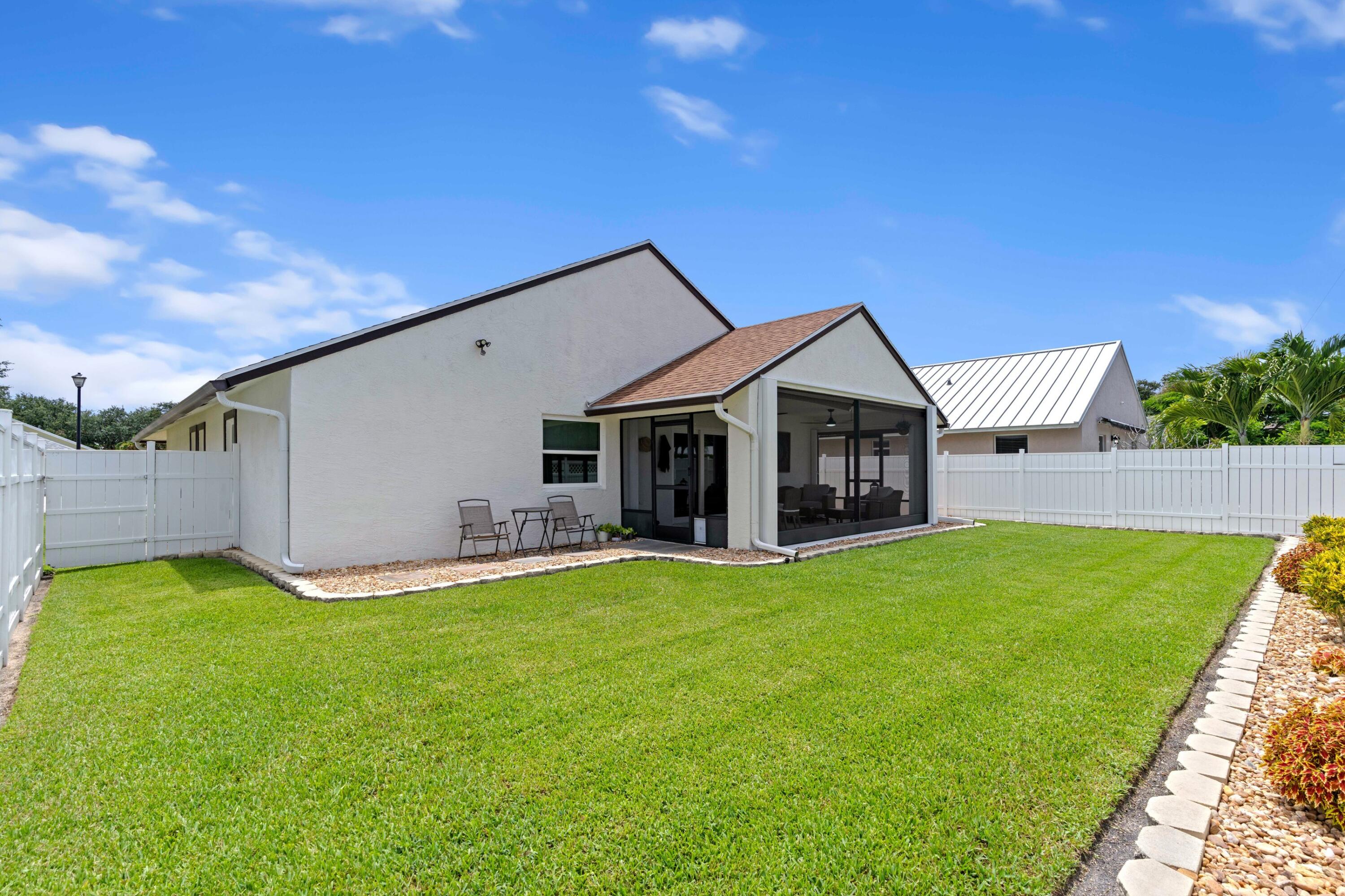 PENNOCK LANDING - Residential
