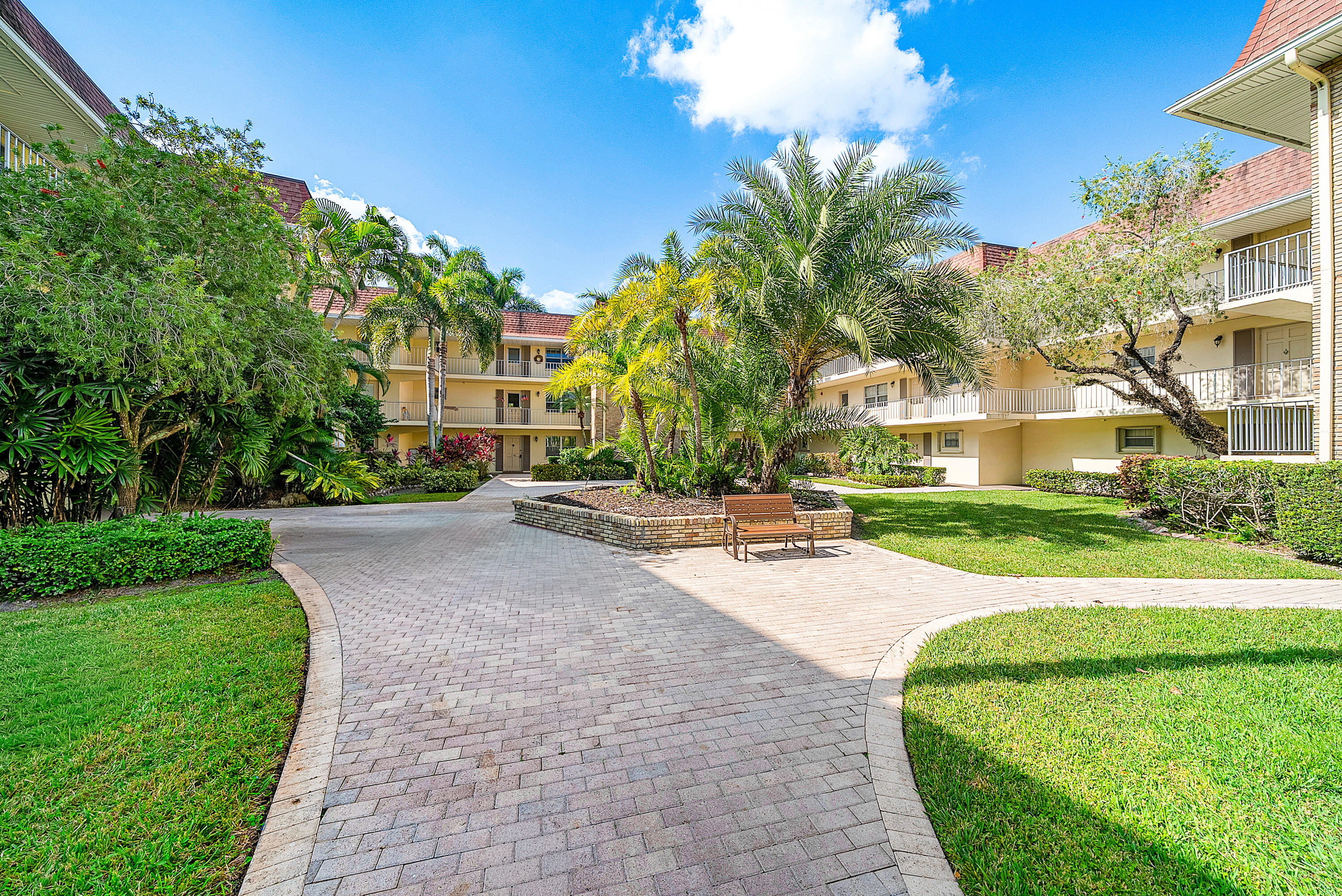 TAMBERLANE 6 CONDO - Residential