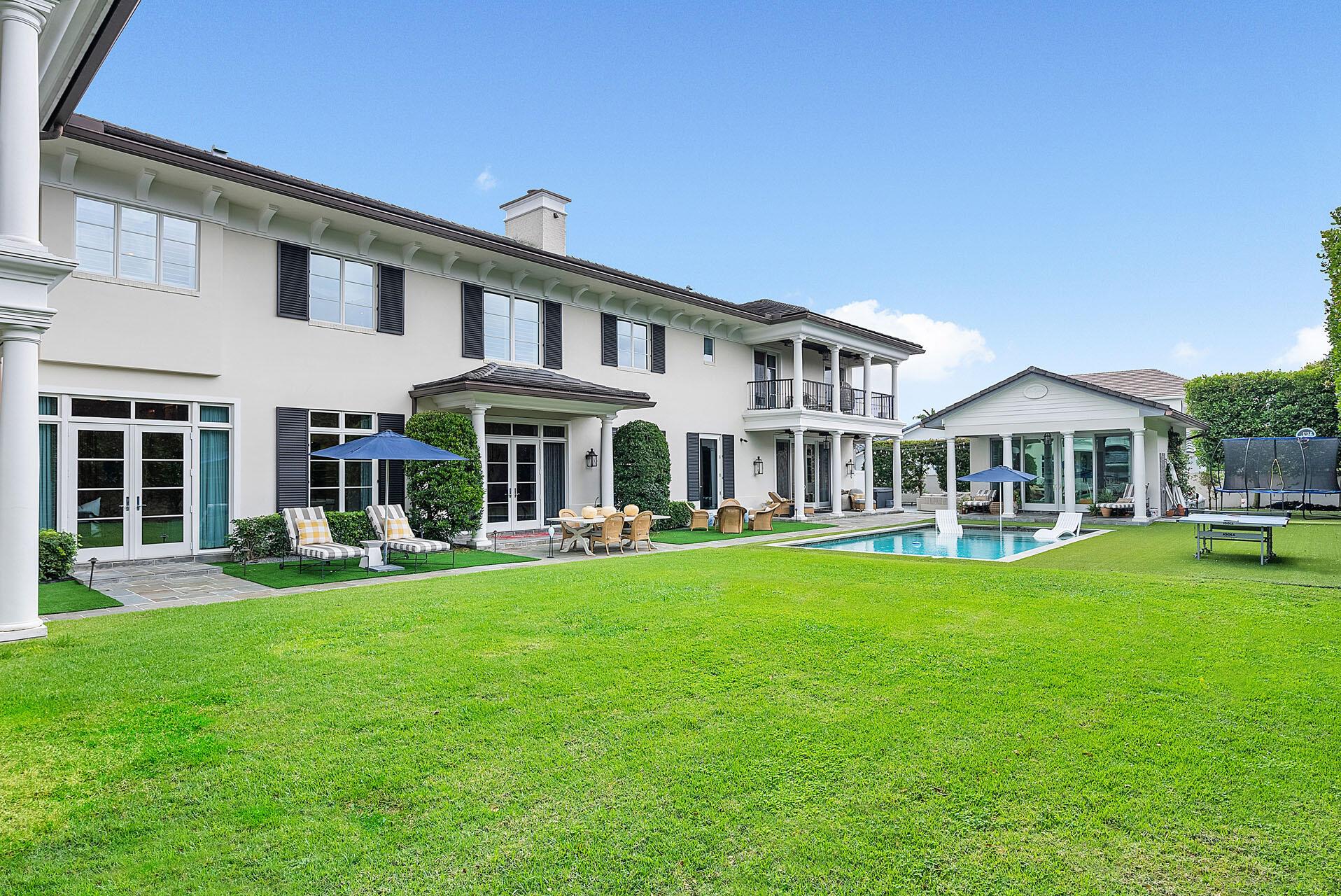 ROYAL PALM YACHT & COUNTRY CLUB - Residential