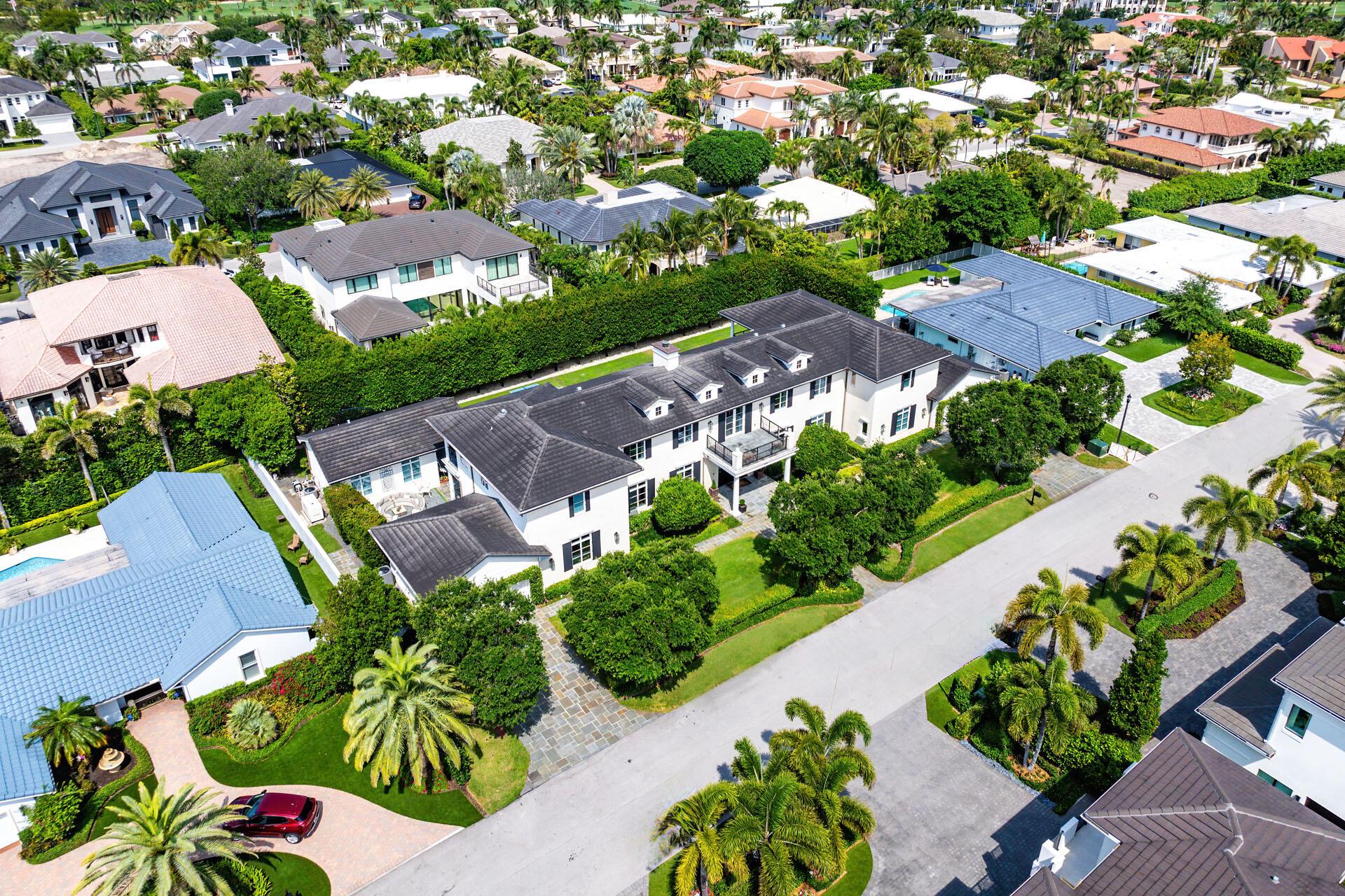 ROYAL PALM YACHT & COUNTRY CLUB - Residential