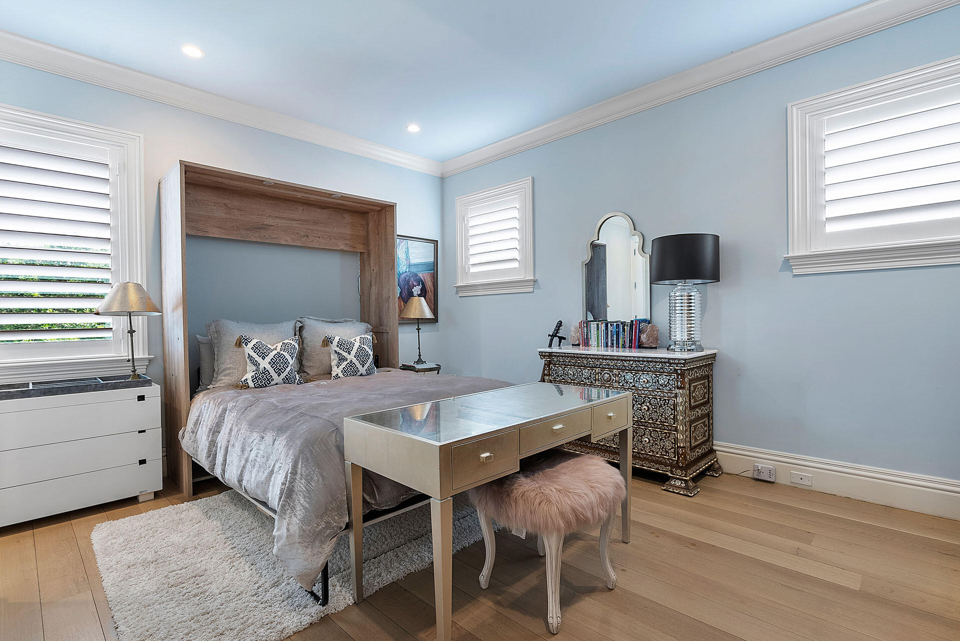 ROYAL PALM YACHT & COUNTRY CLUB - Residential