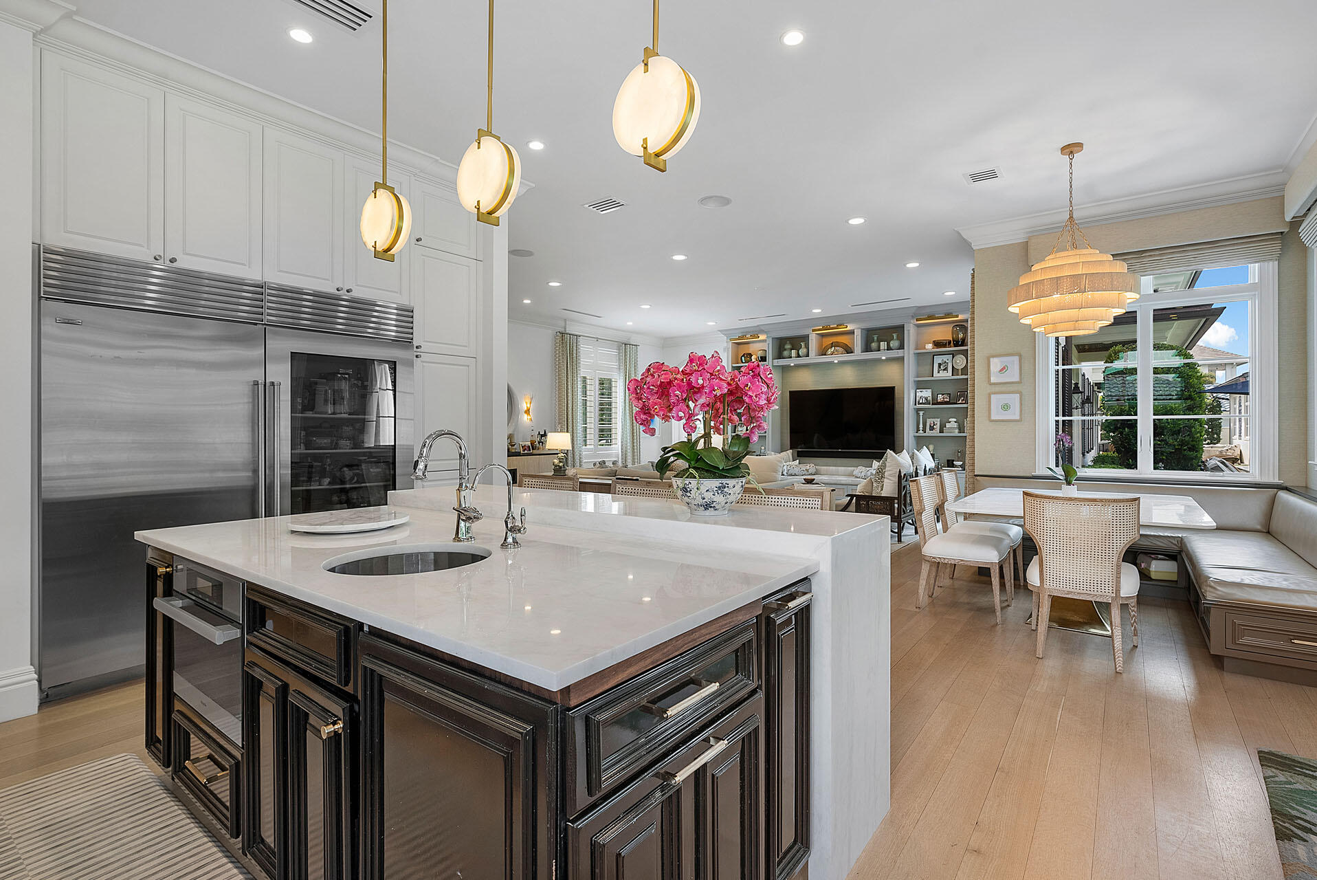 ROYAL PALM YACHT & COUNTRY CLUB - Residential