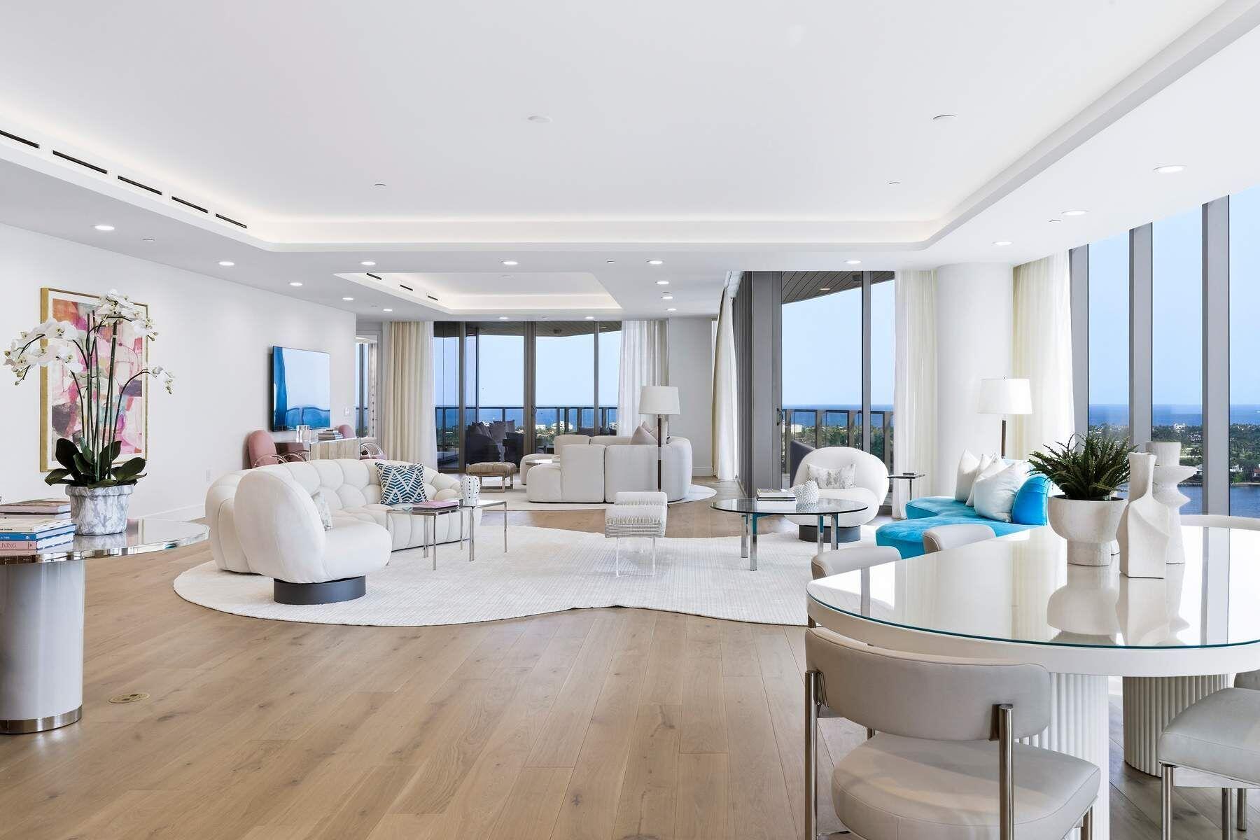 FORTE RESIDENCES CONDO - Residential