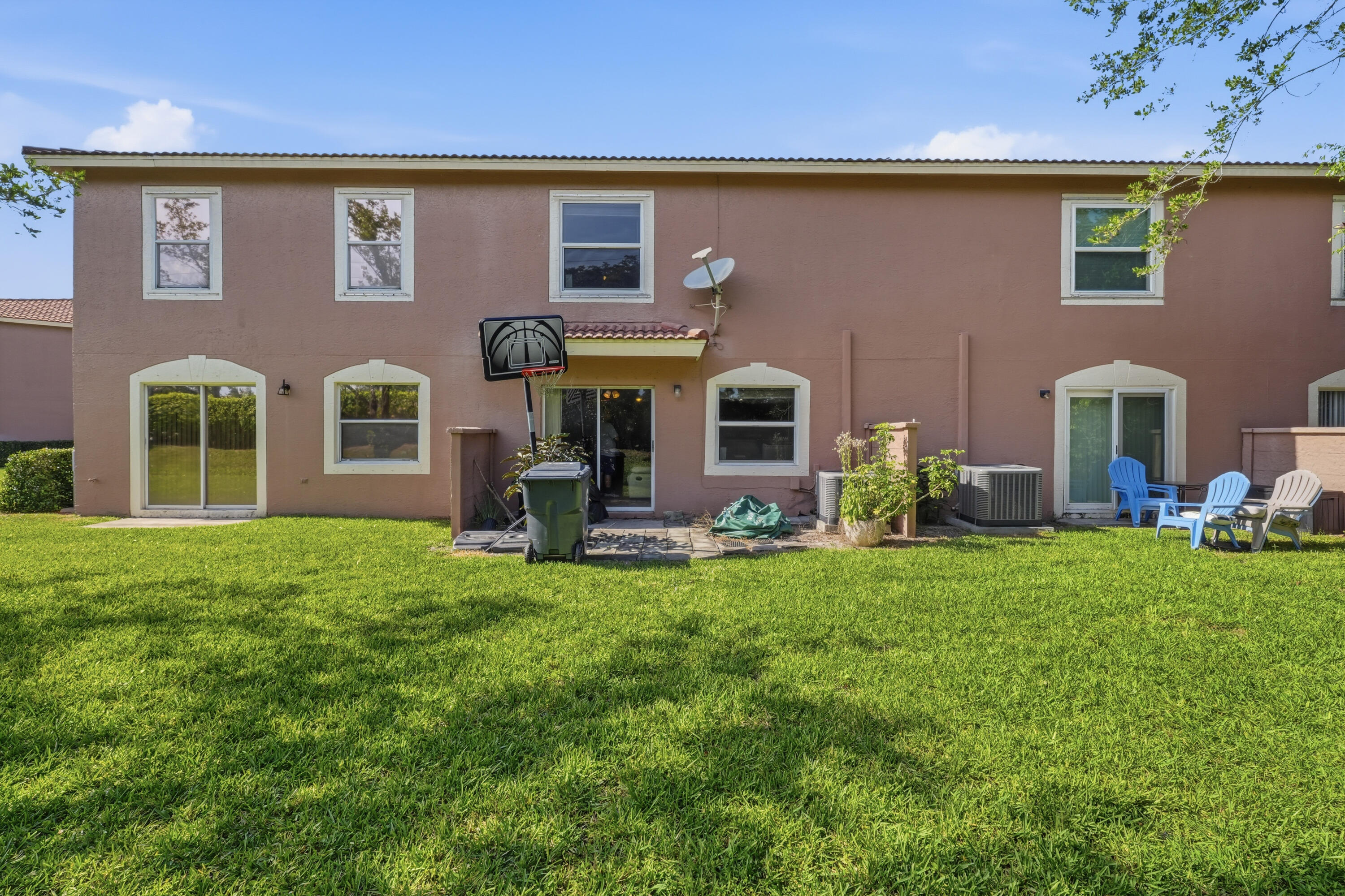 RIVERMILL - Residential