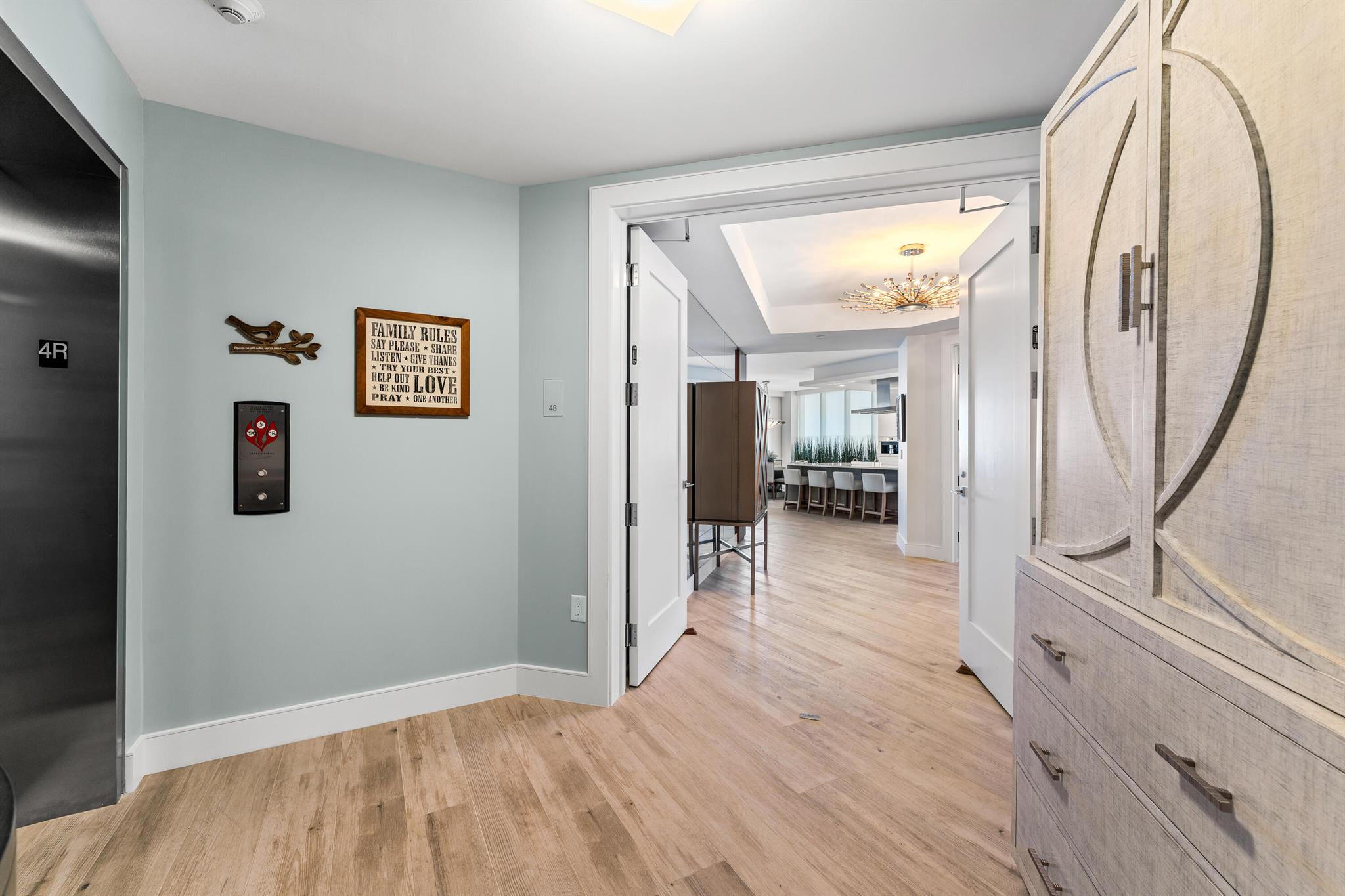 VISTABLUE SINGER ISLAND CONDO - Residential