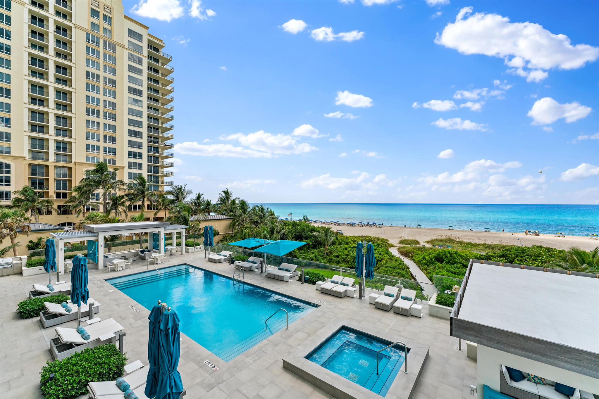 VISTABLUE SINGER ISLAND CONDO - Residential