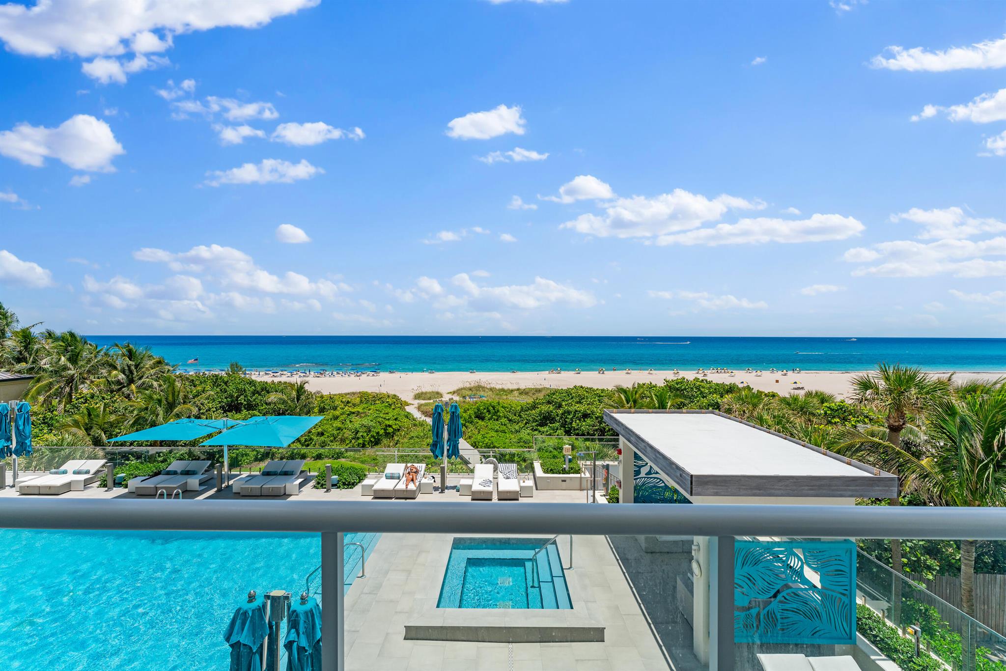 VISTABLUE SINGER ISLAND CONDO - Residential