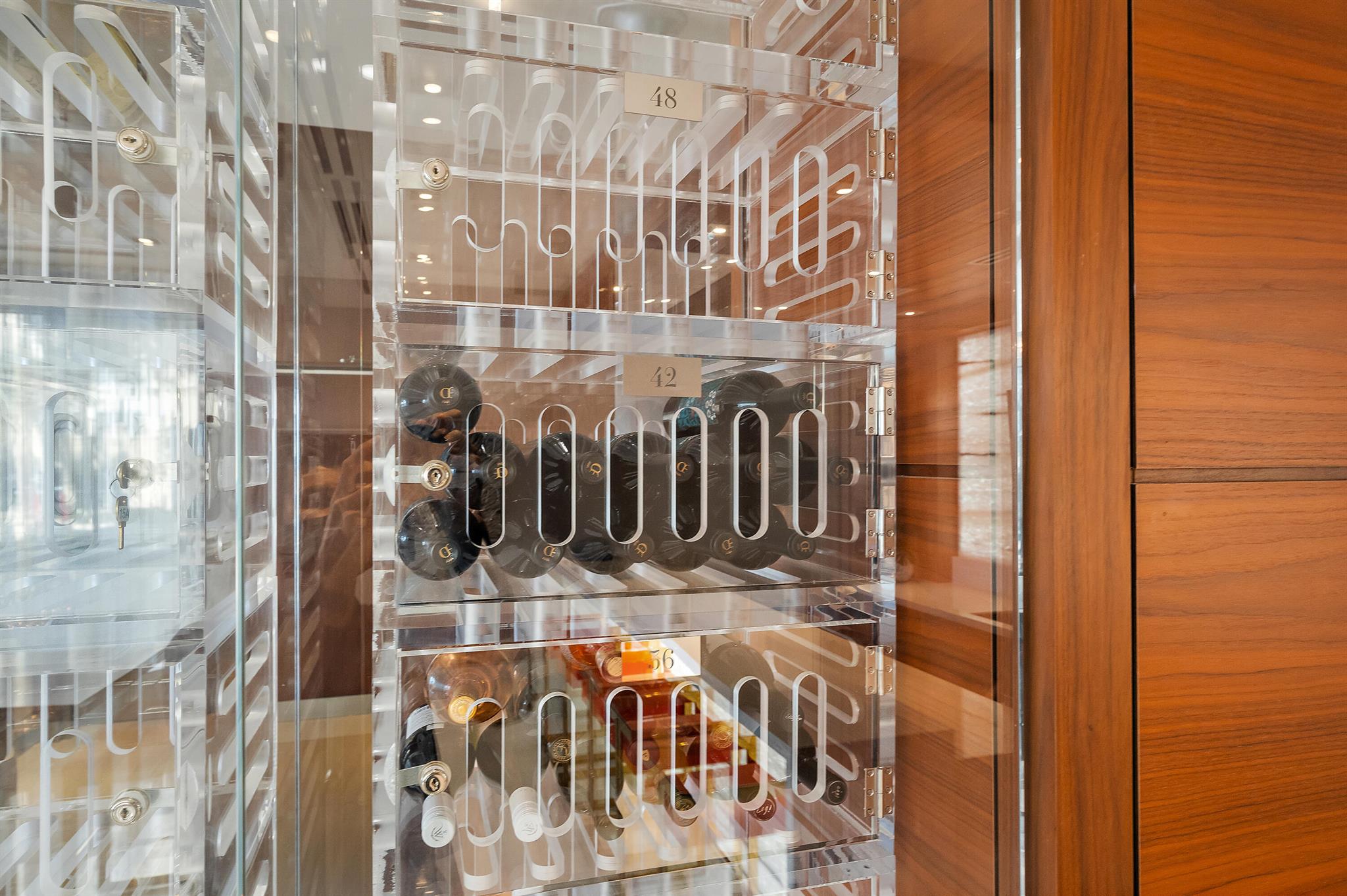 VISTABLUE SINGER ISLAND CONDO - Residential