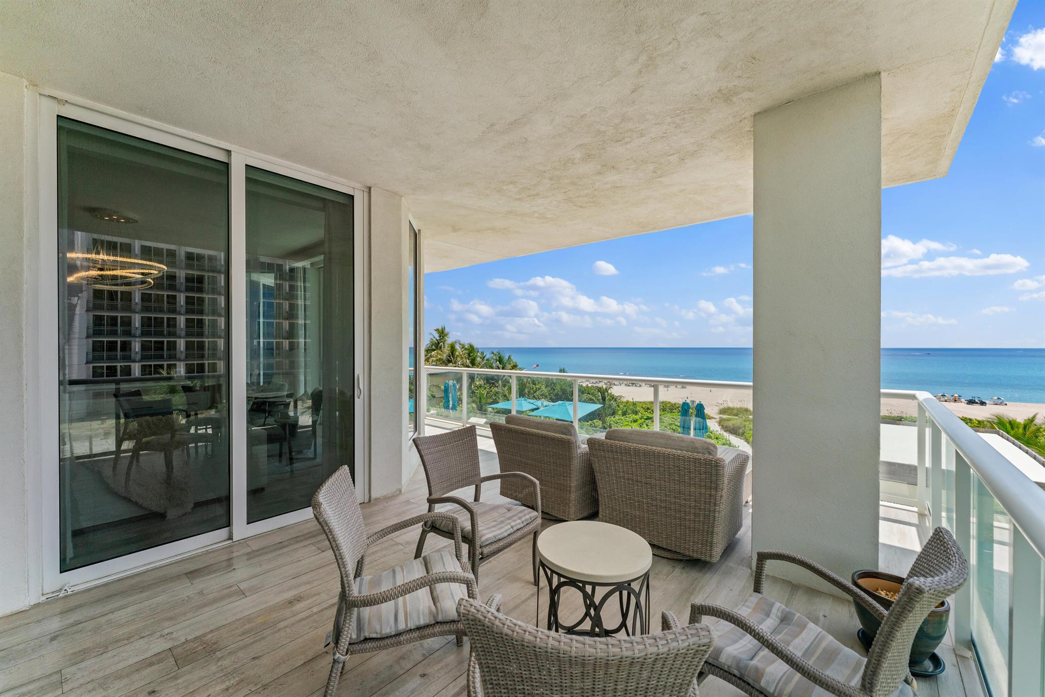 VISTABLUE SINGER ISLAND CONDO - Residential