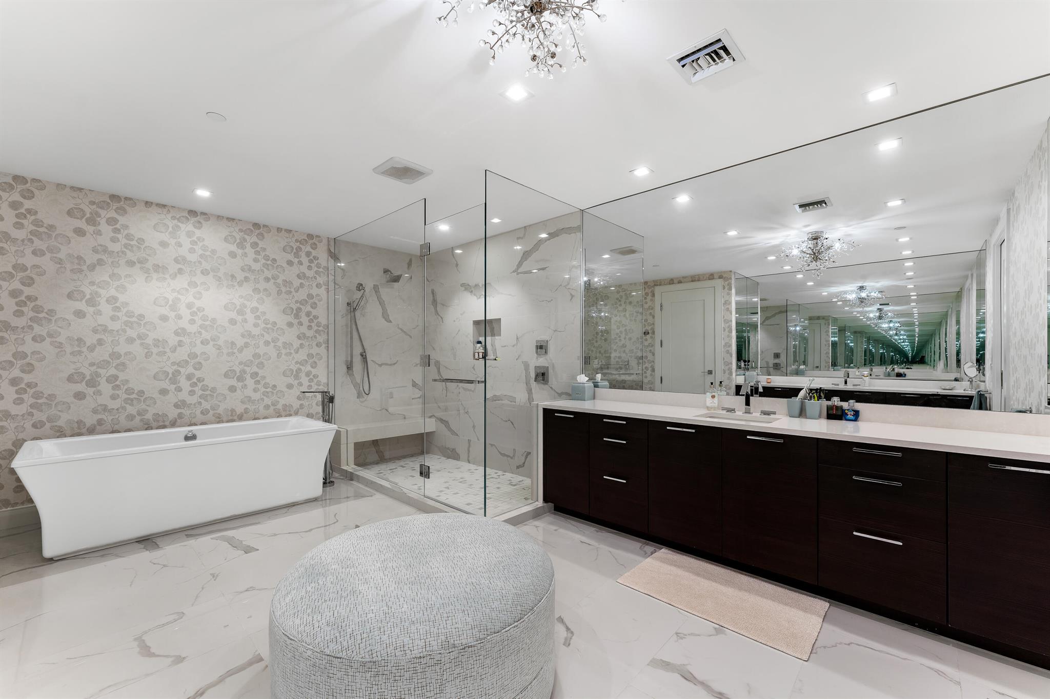 VISTABLUE SINGER ISLAND CONDO - Residential