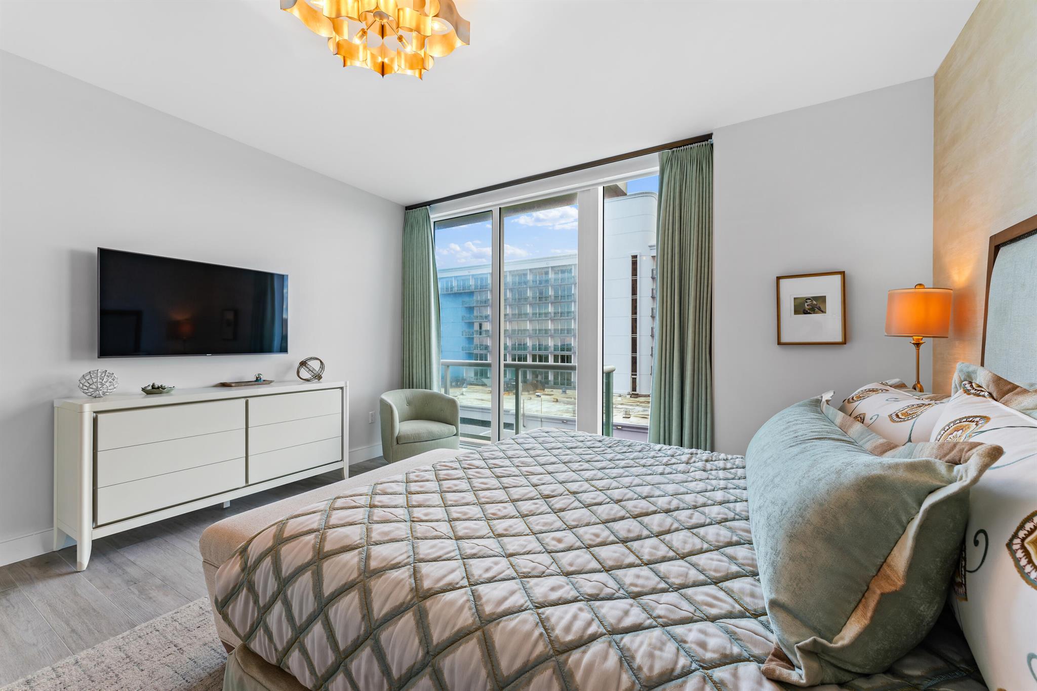 VISTABLUE SINGER ISLAND CONDO - Residential