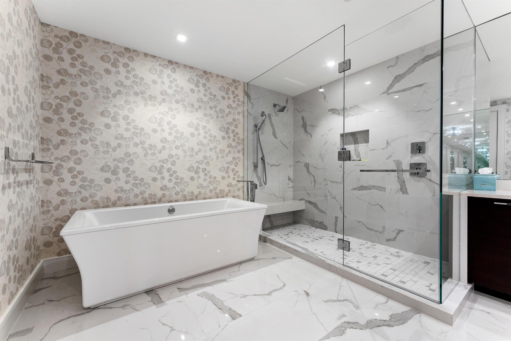 VISTABLUE SINGER ISLAND CONDO - Residential