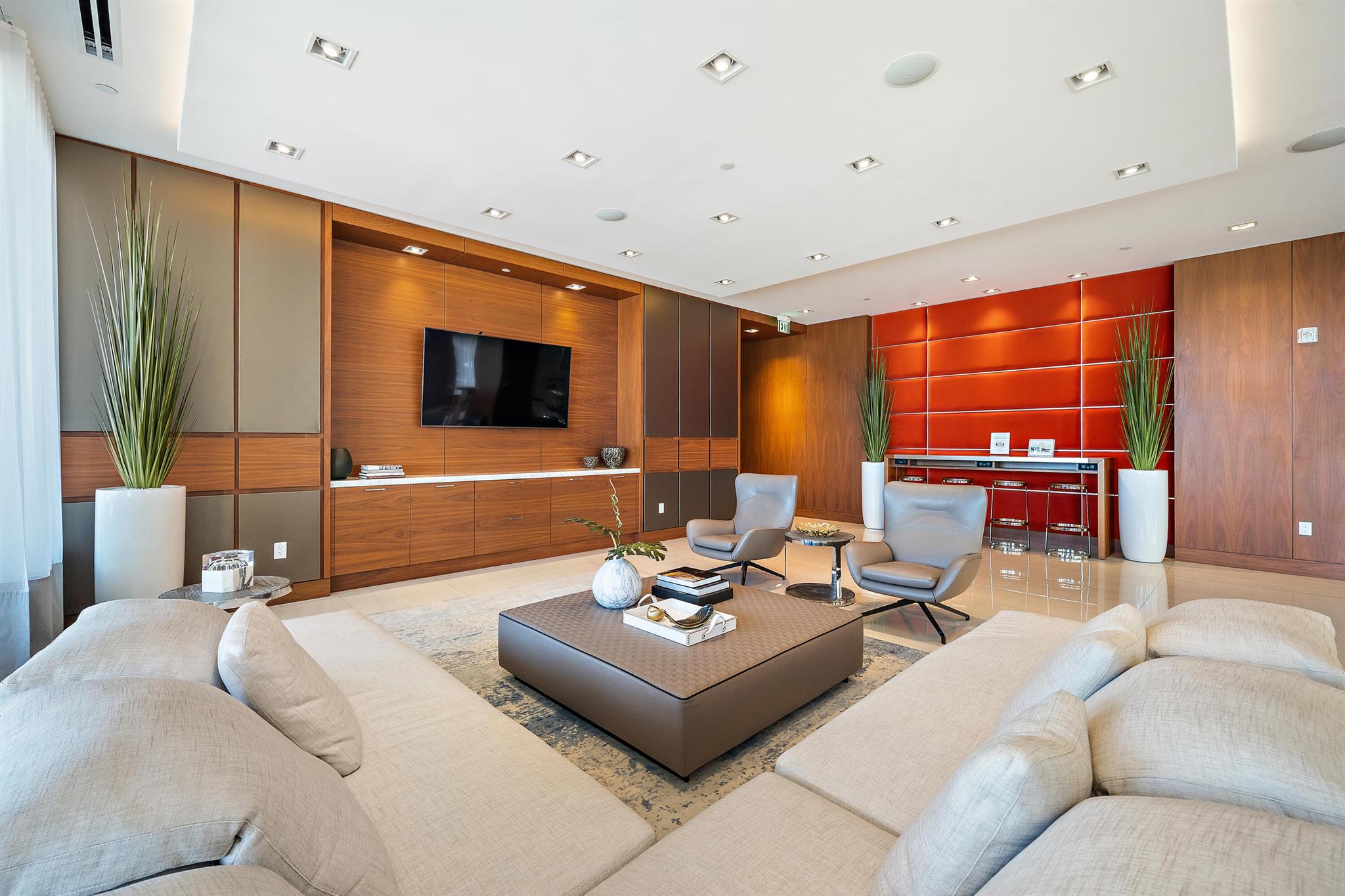 VISTABLUE SINGER ISLAND CONDO - Residential