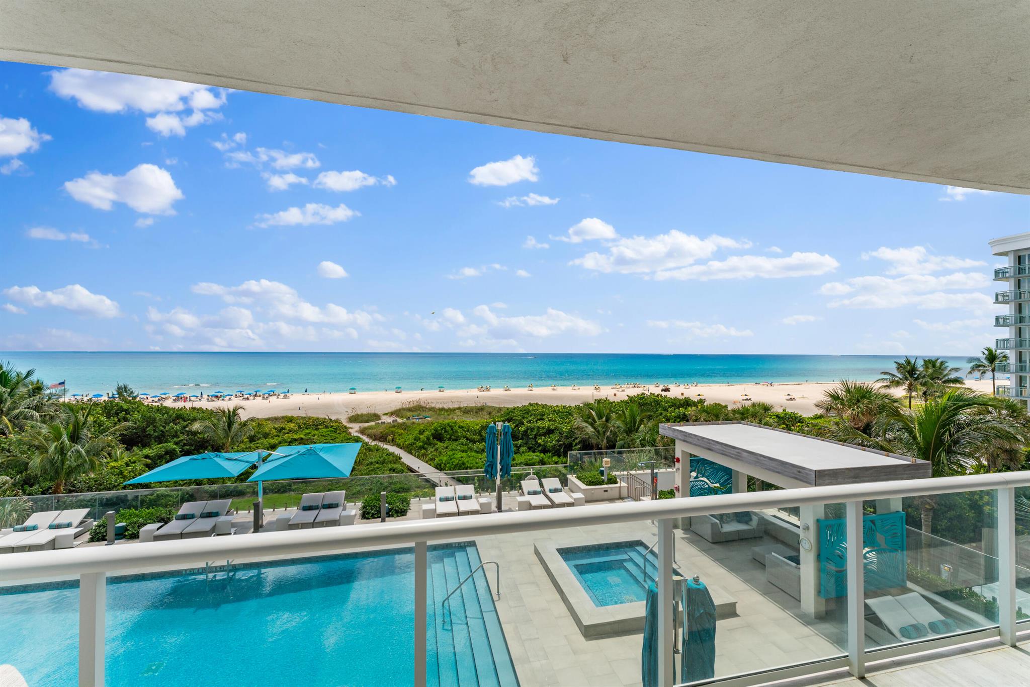 VISTABLUE SINGER ISLAND CONDO - Residential