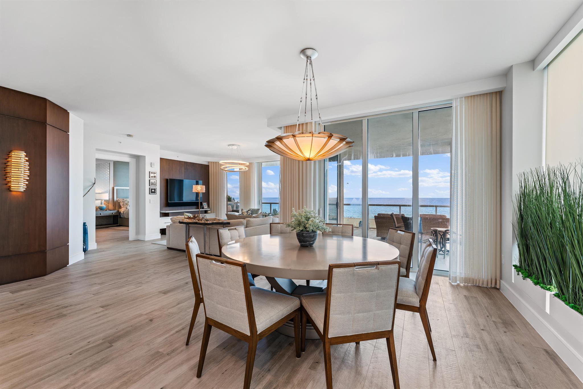 VISTABLUE SINGER ISLAND CONDO - Residential