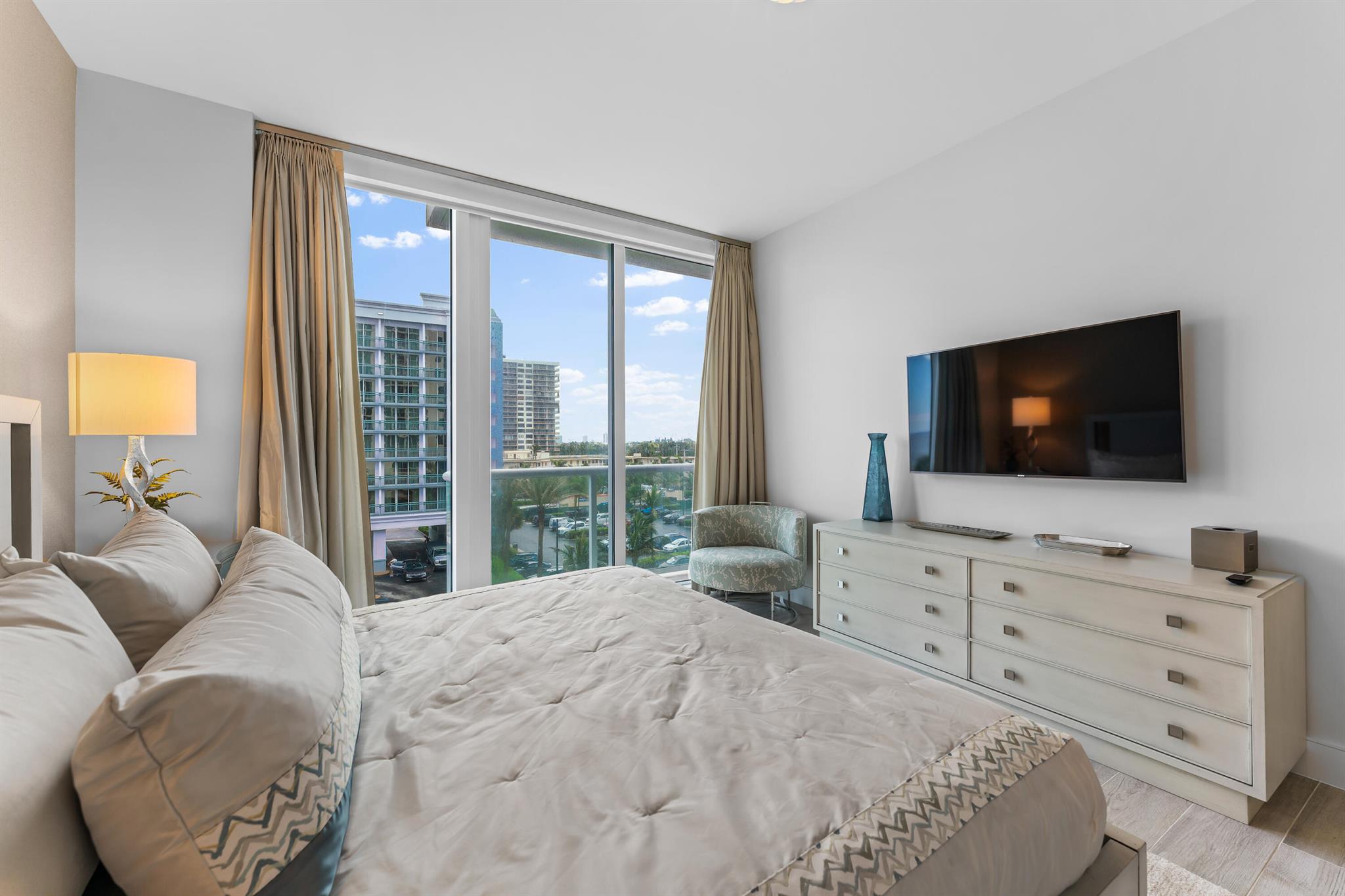 VISTABLUE SINGER ISLAND CONDO - Residential
