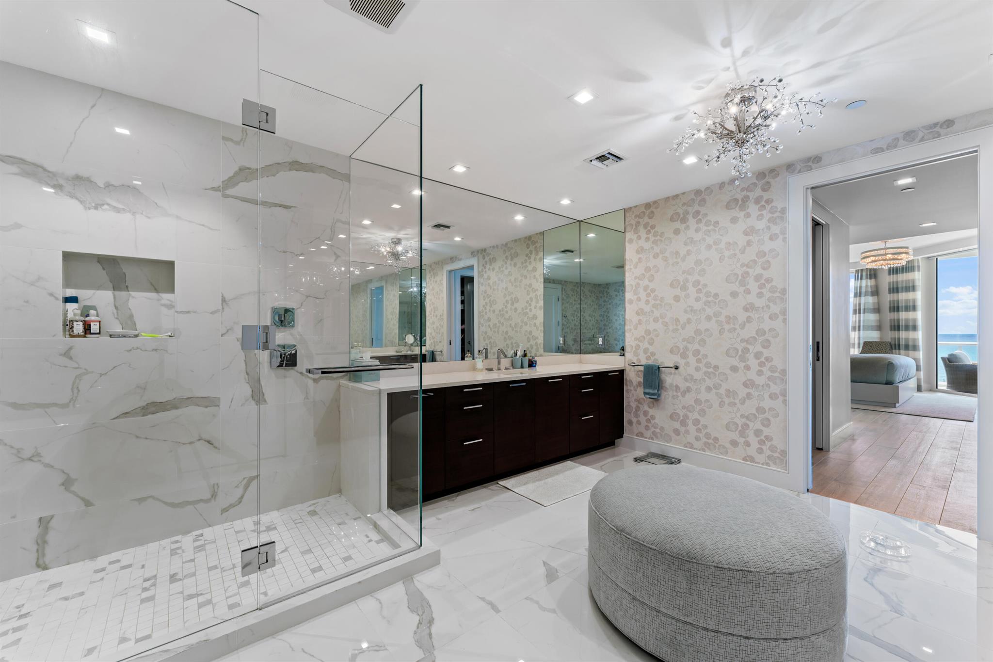 VISTABLUE SINGER ISLAND CONDO - Residential