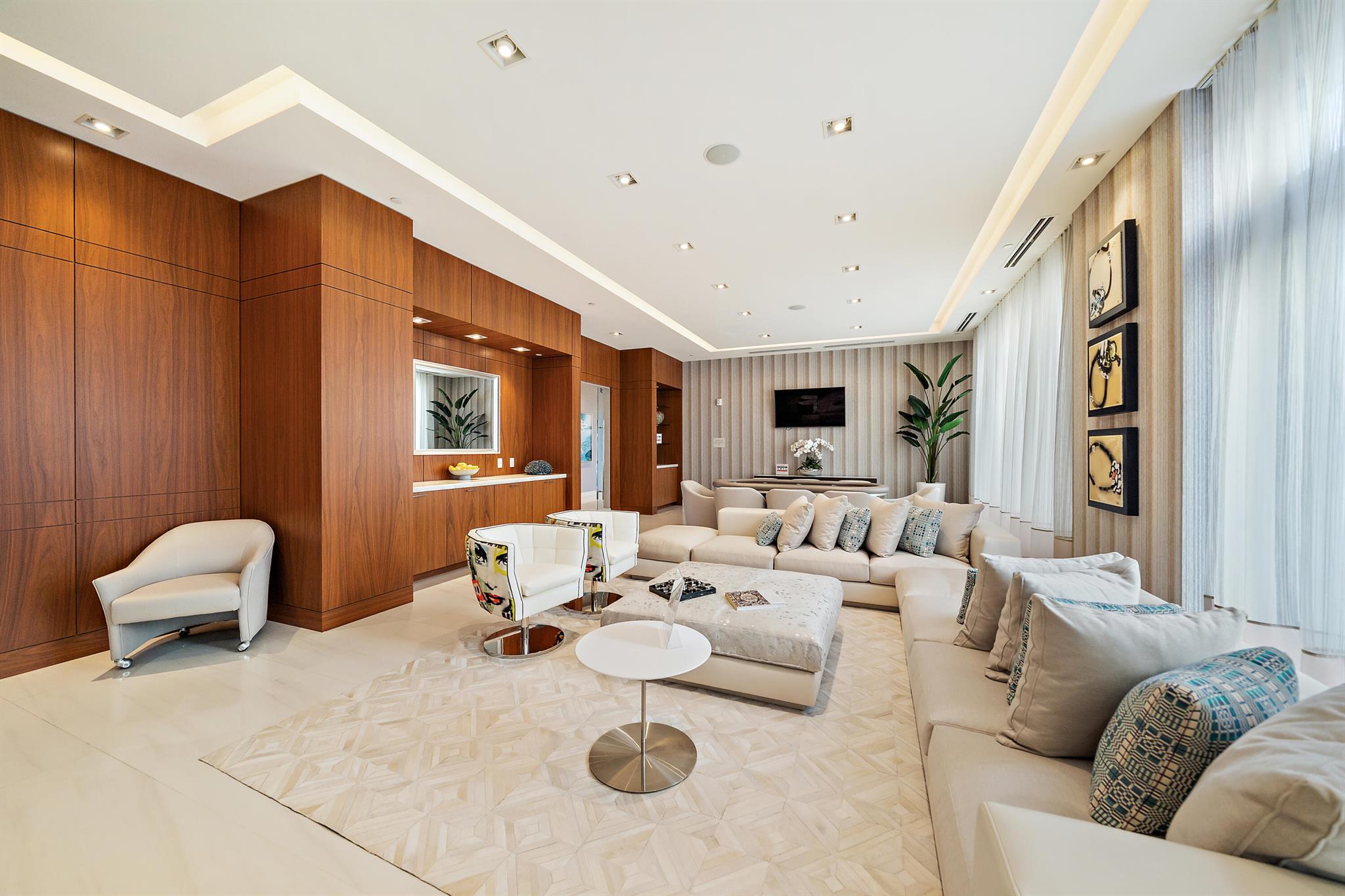 VISTABLUE SINGER ISLAND CONDO - Residential