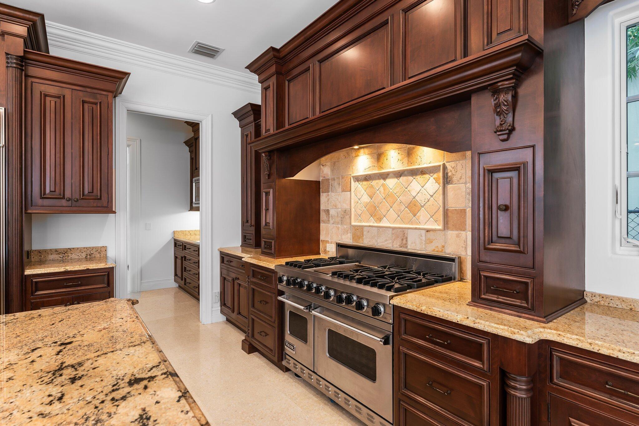 INTRACOASTAL PARK - Residential