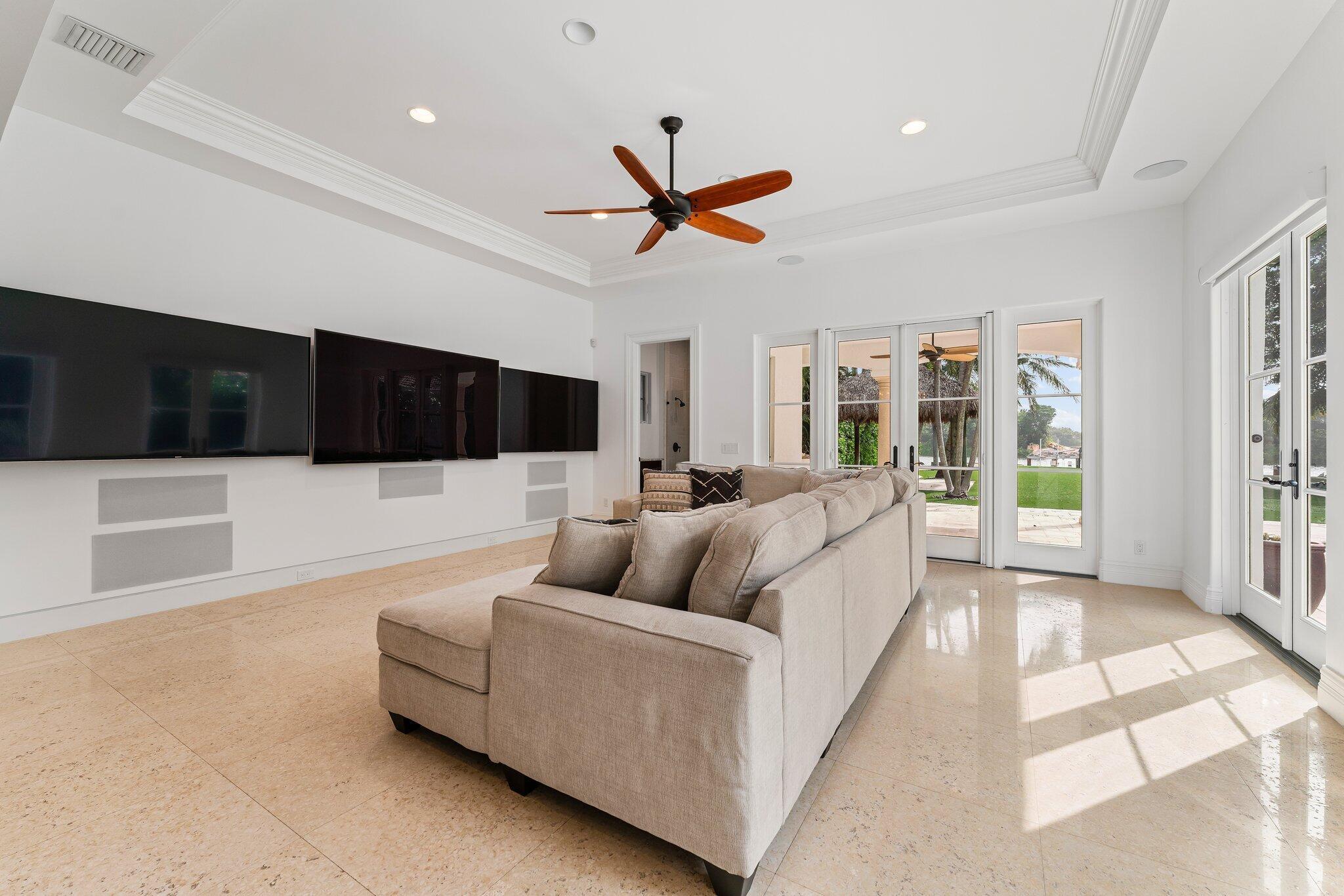 INTRACOASTAL PARK - Residential