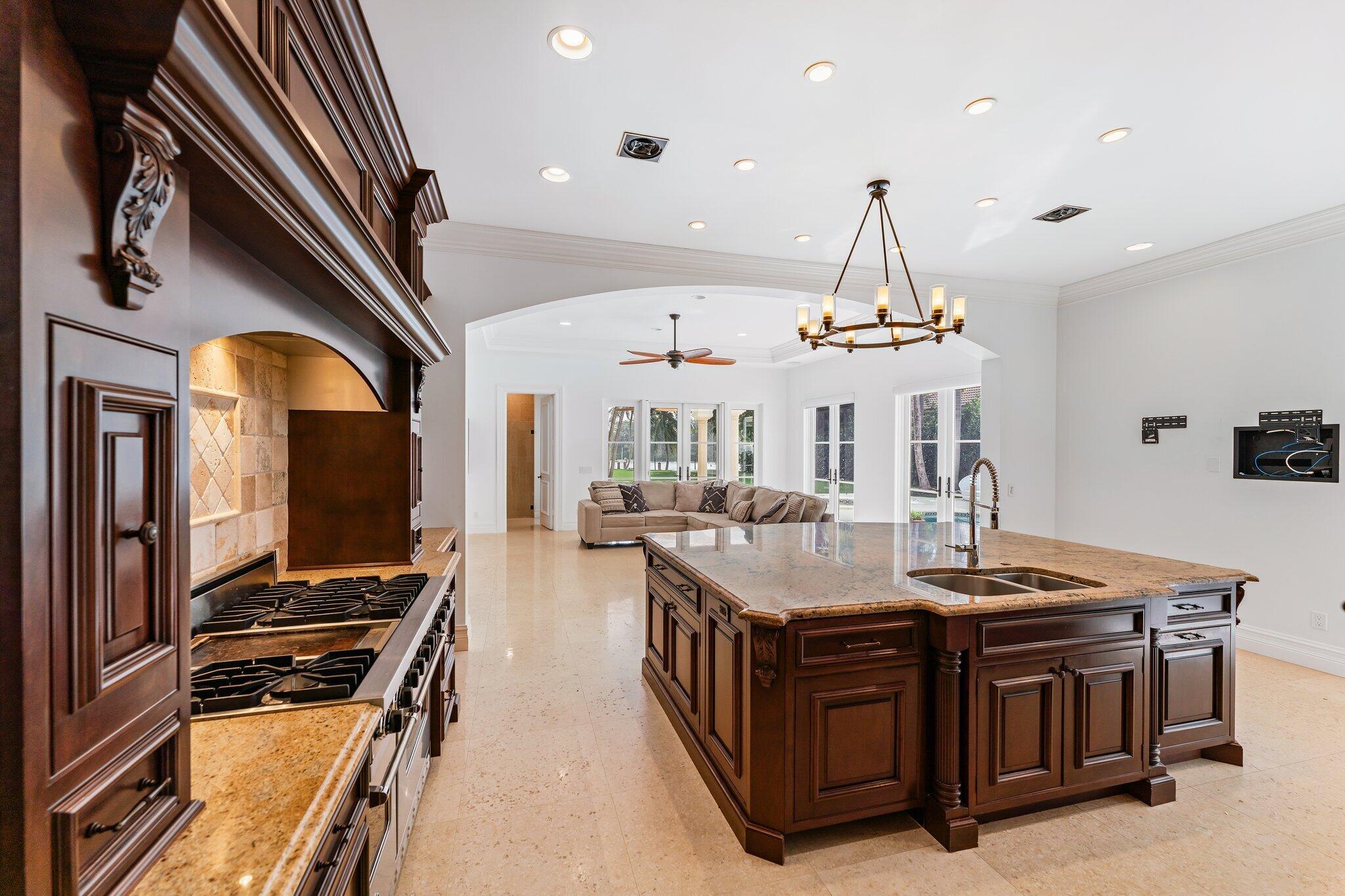 INTRACOASTAL PARK - Residential