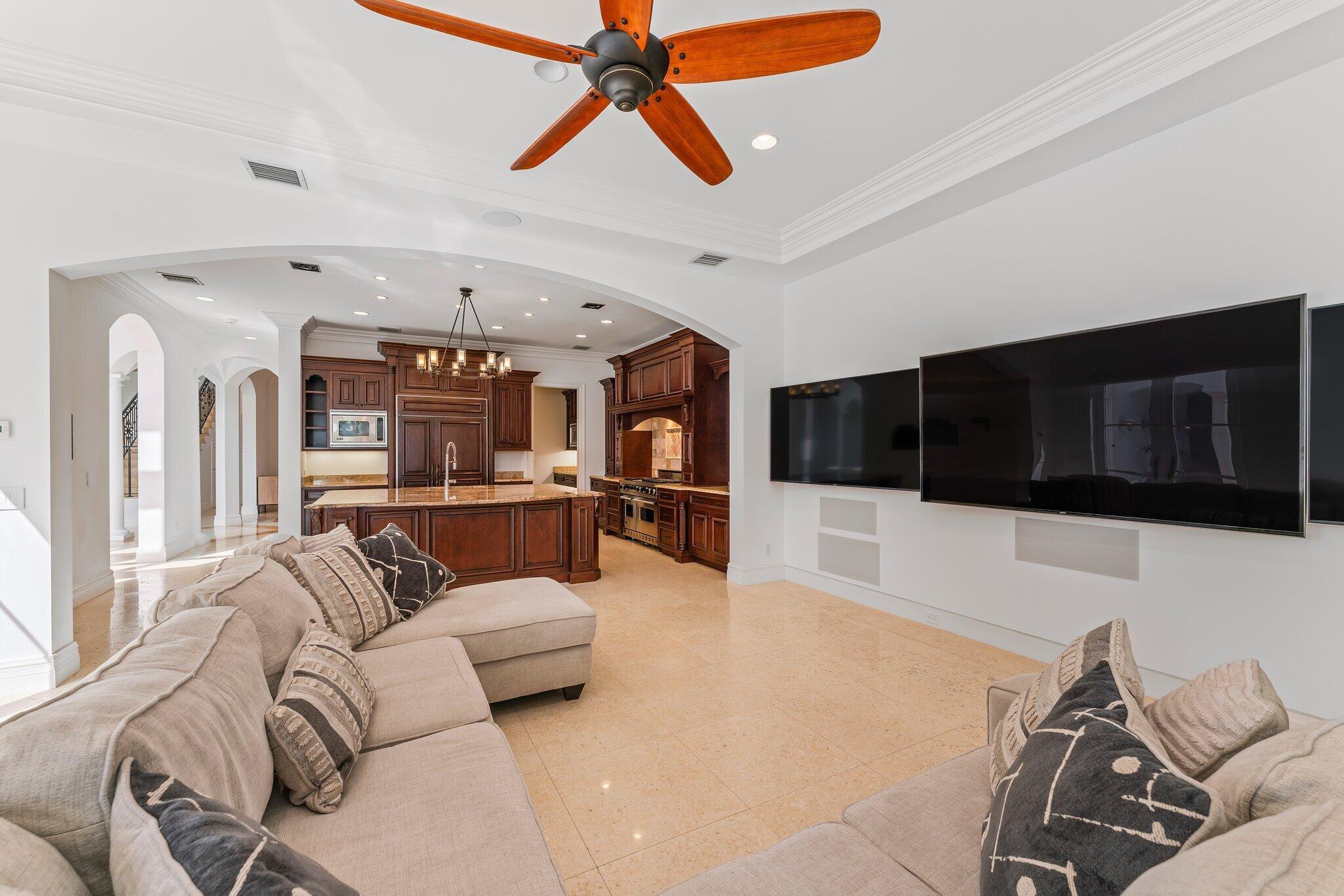 INTRACOASTAL PARK - Residential