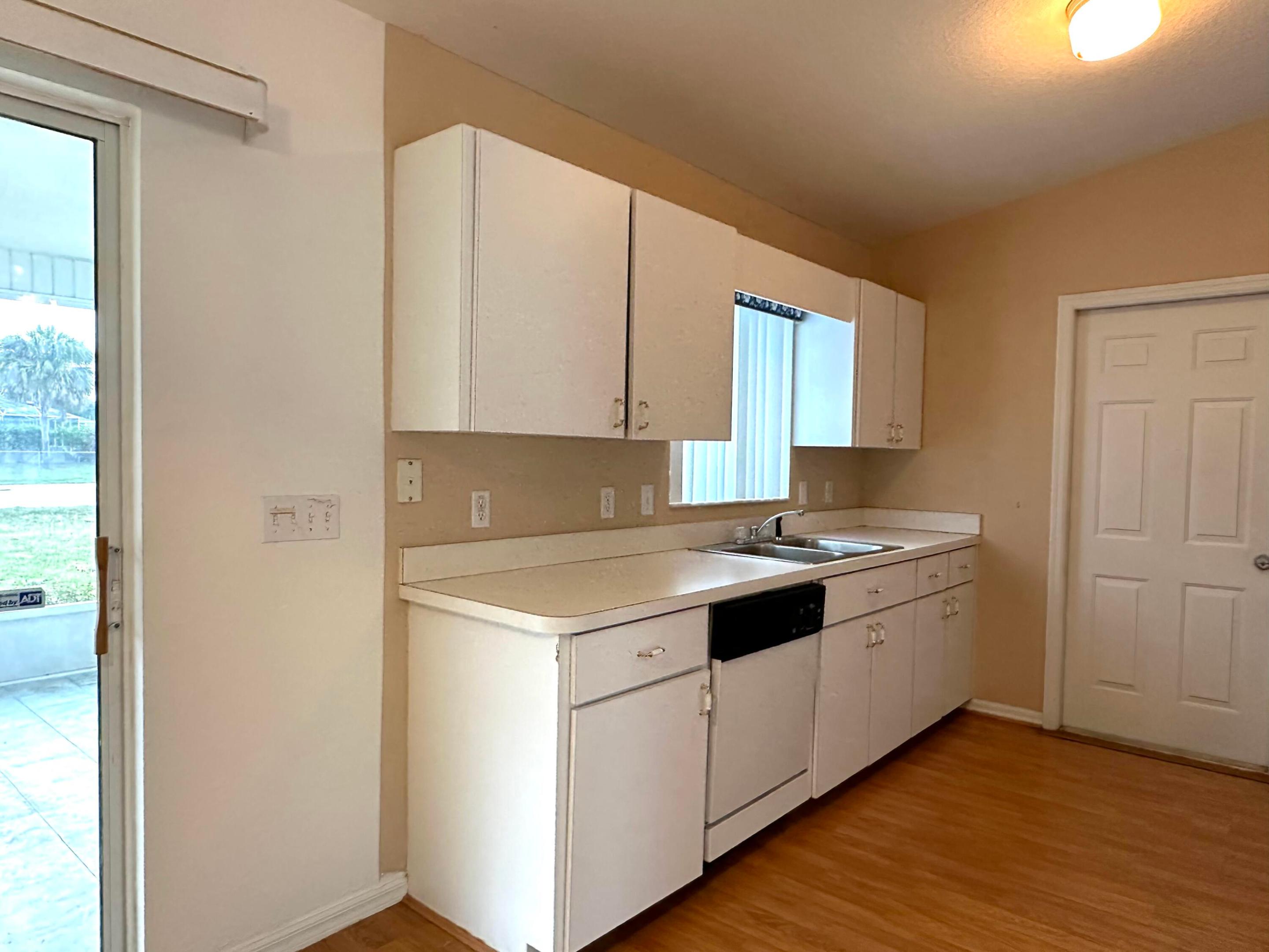 CHERRYWOOD ESTATES - Residential Lease