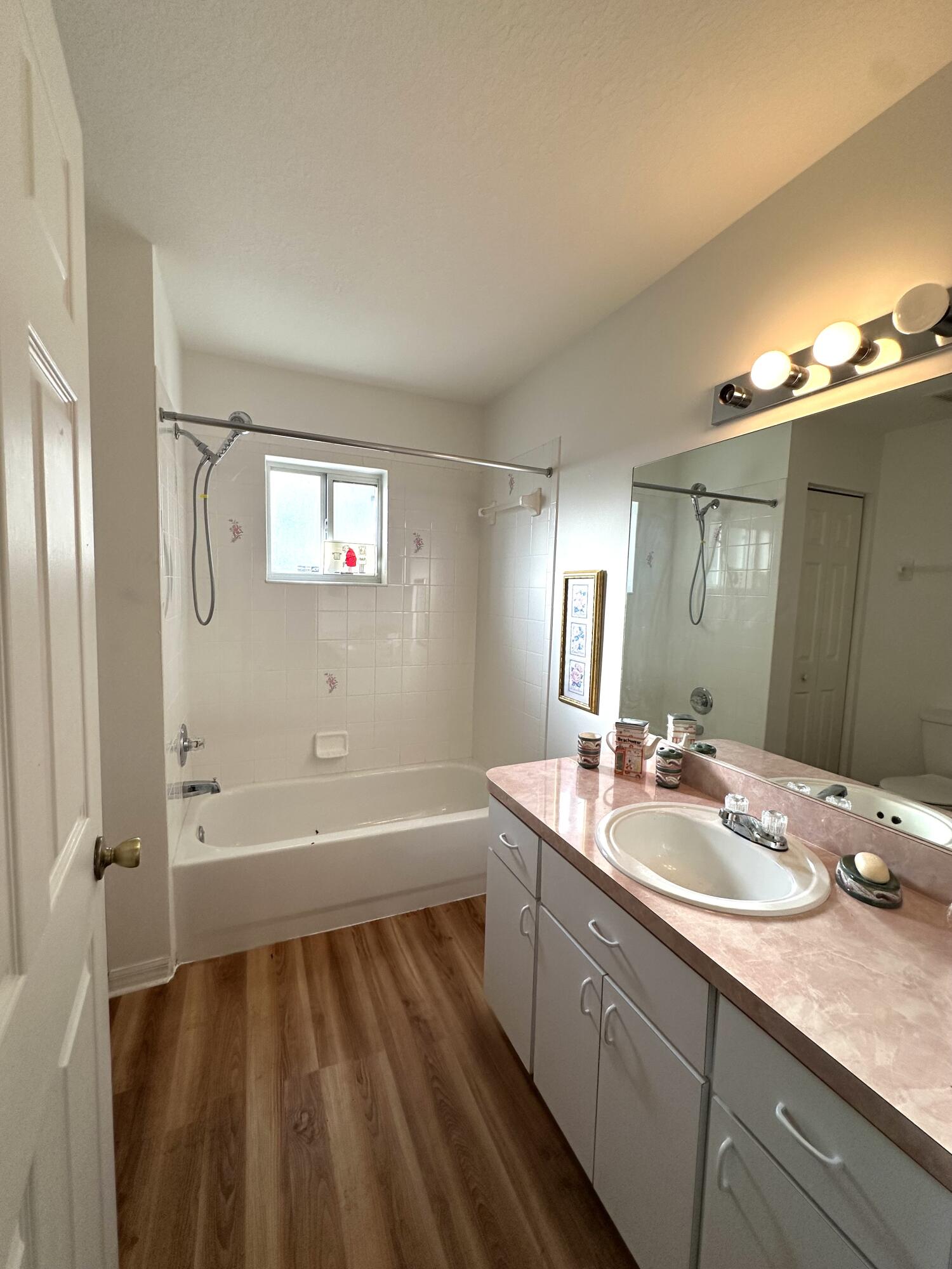 CHERRYWOOD ESTATES - Residential Lease